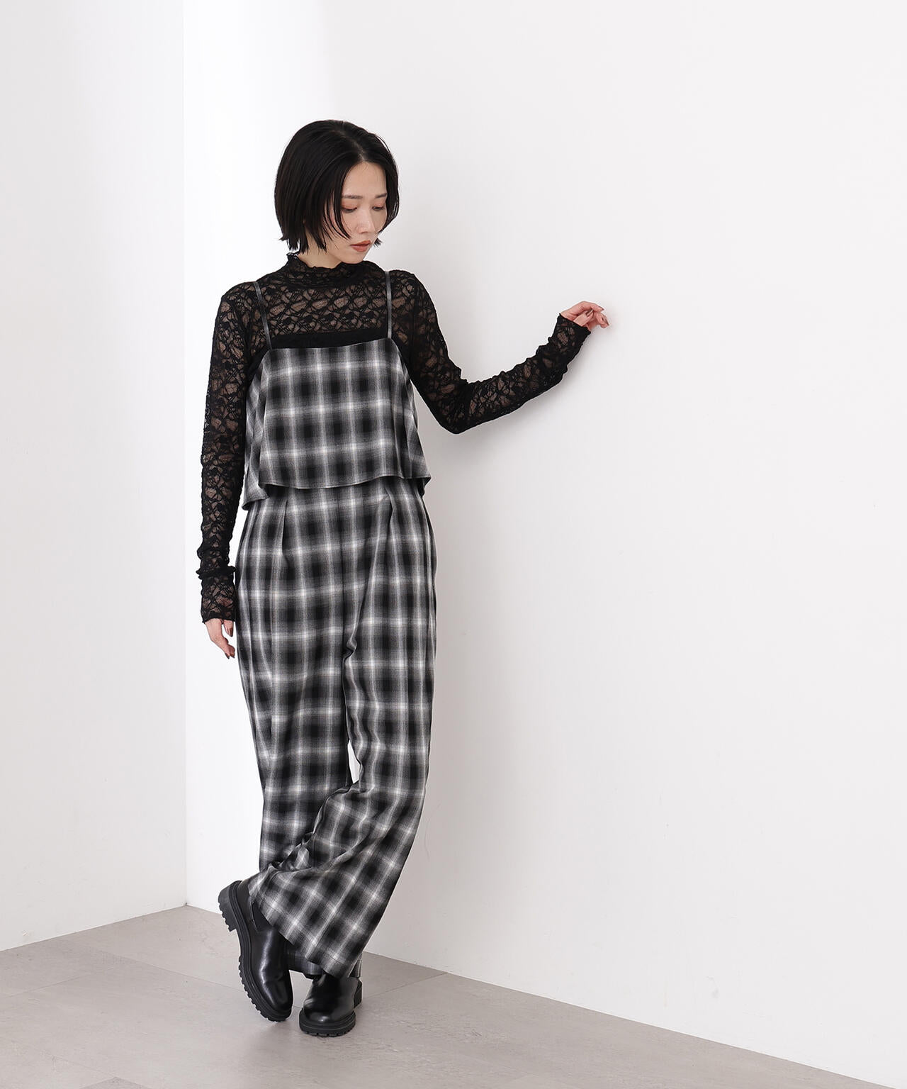 【岸本セシルさん着用】レースハイネックカットソー