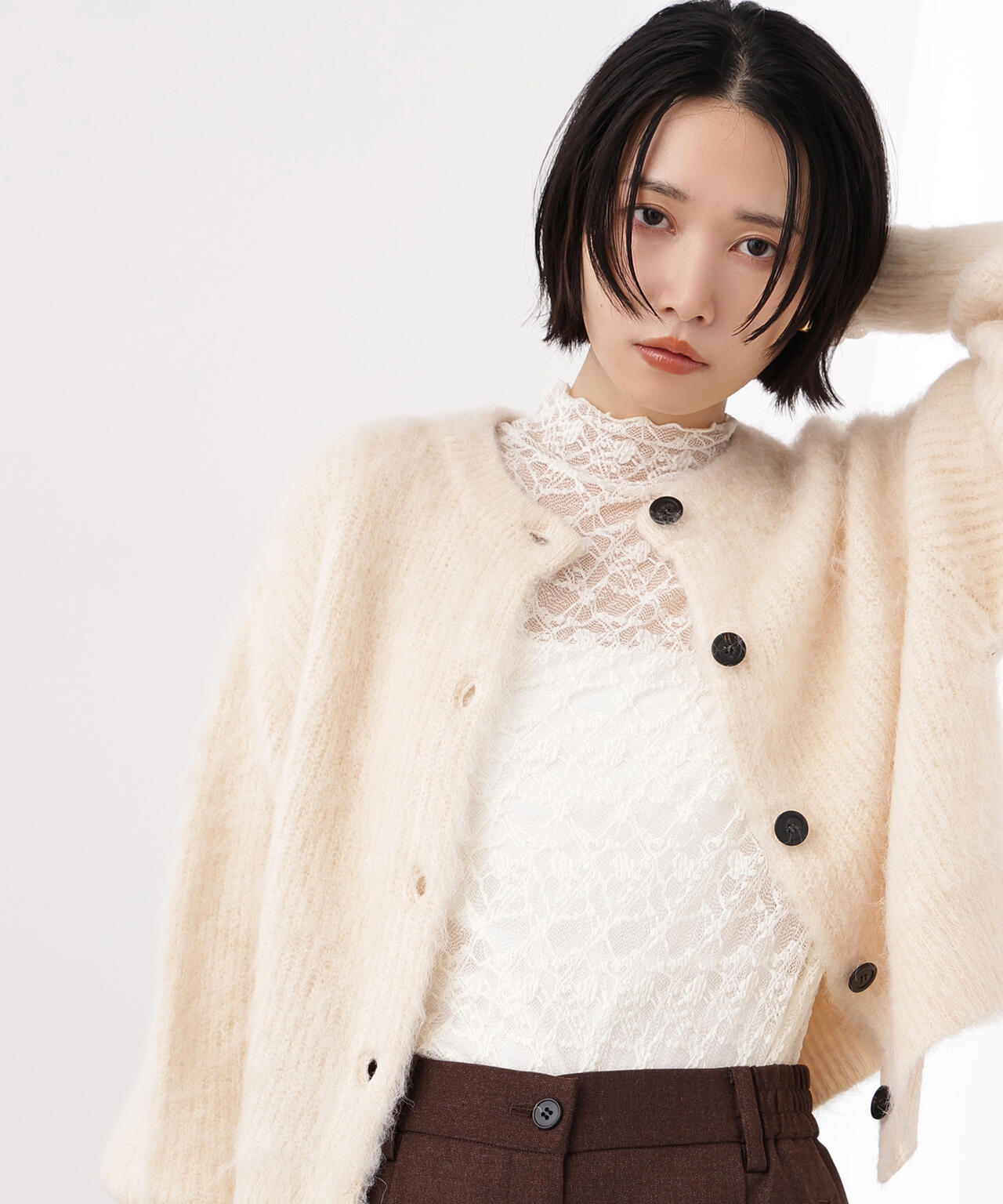 【岸本セシルさん着用】レースハイネックカットソー