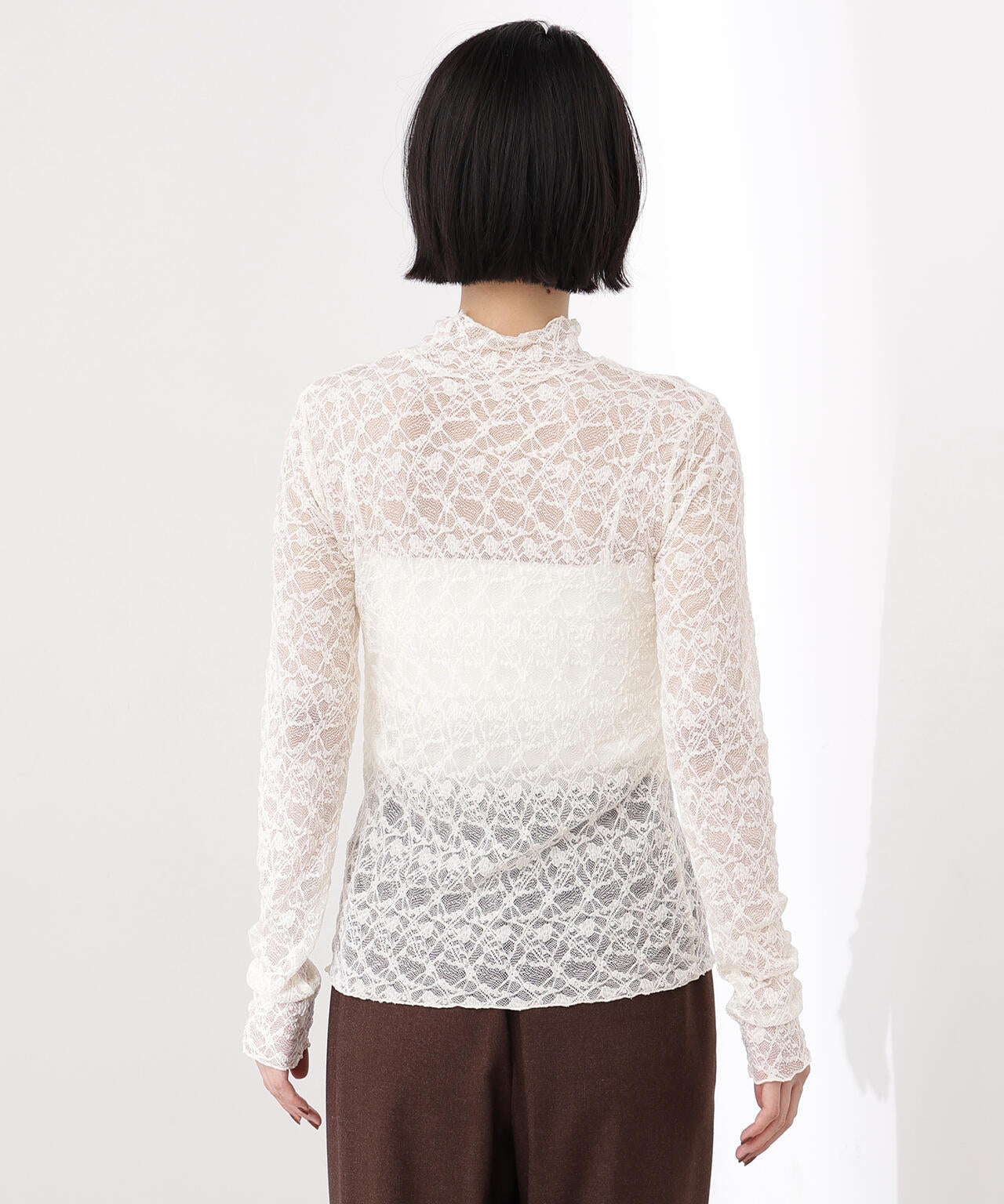 【岸本セシルさん着用】レースハイネックカットソー