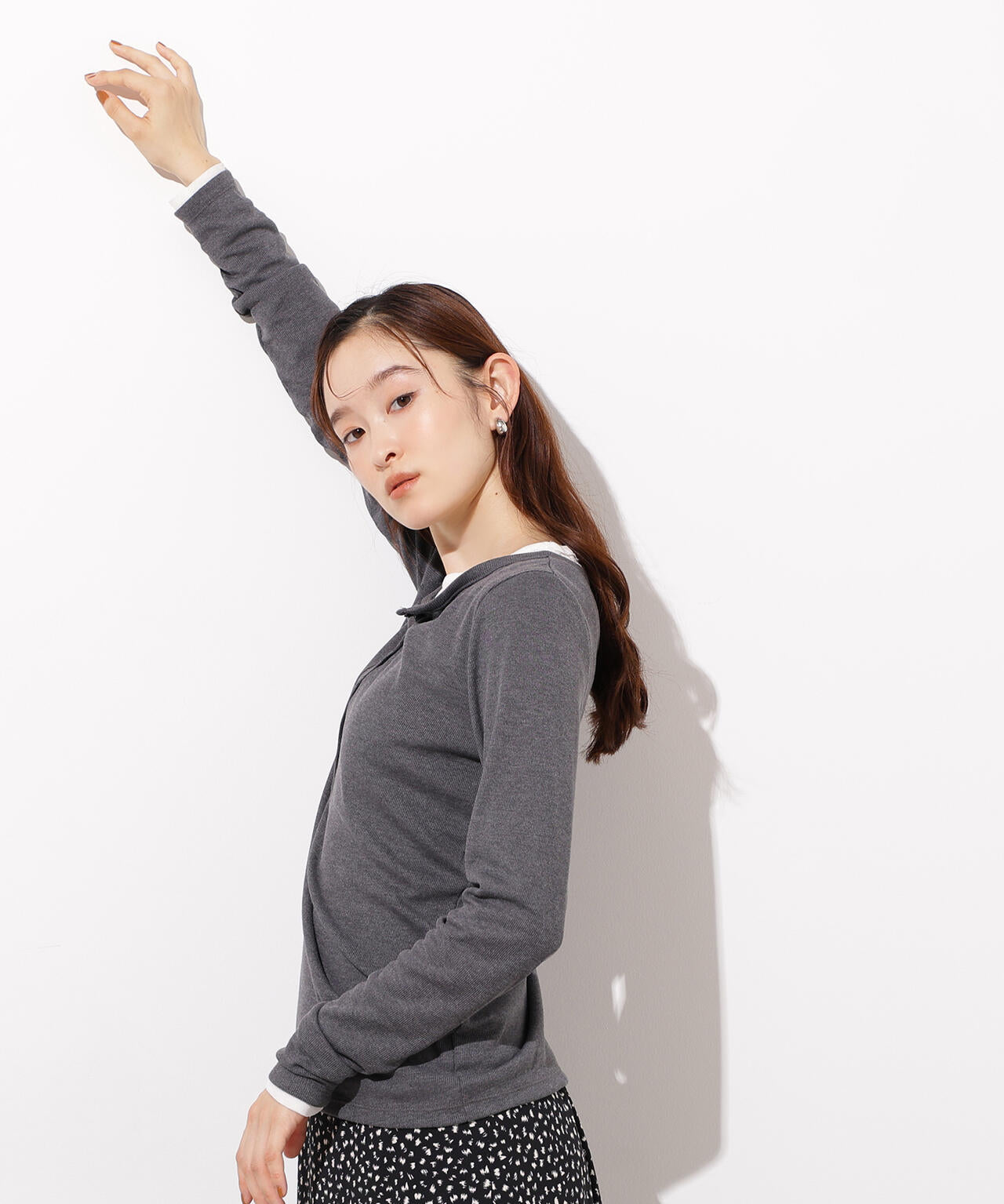 ヘンリーネックシアーカットソー