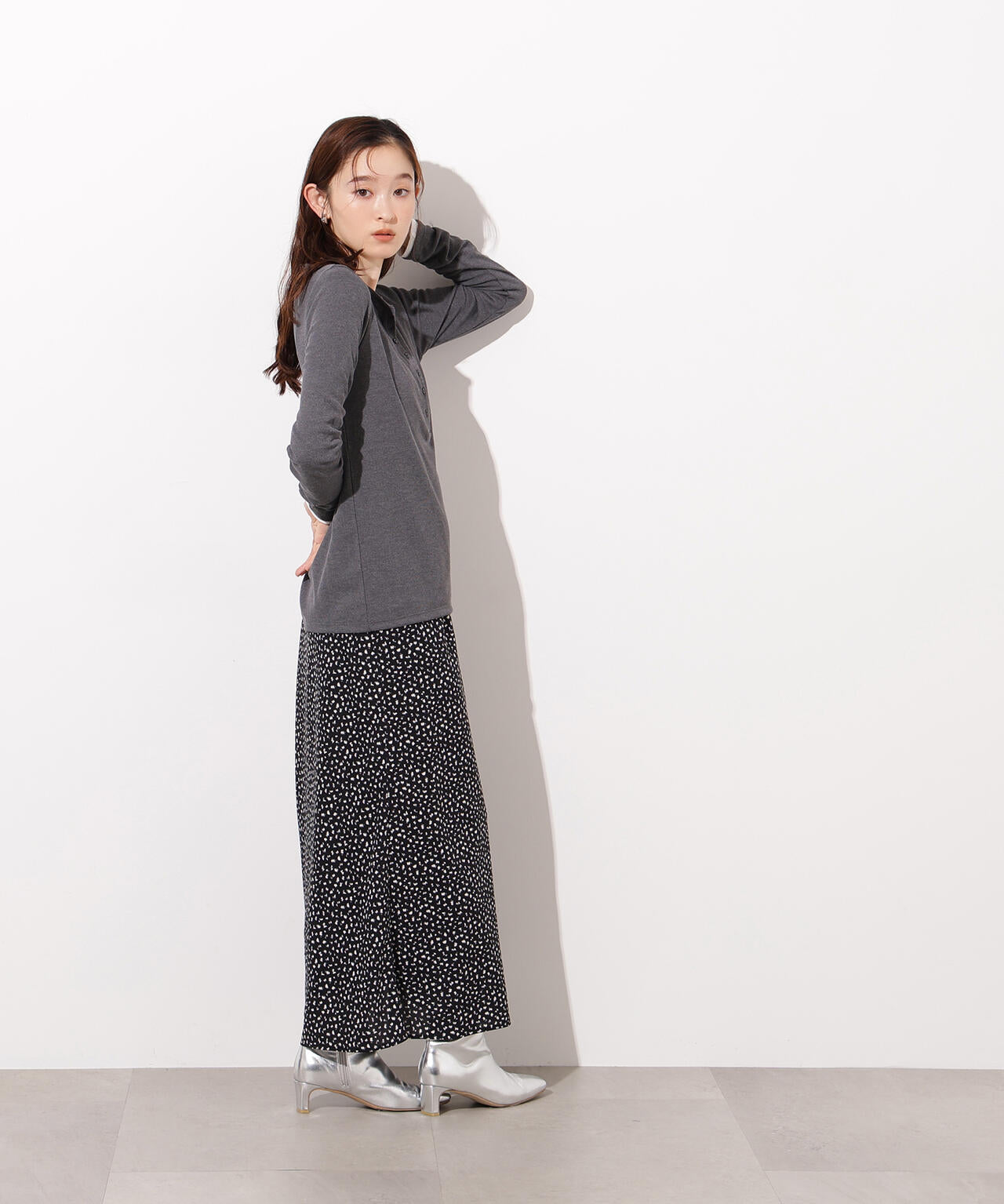 ヘンリーネックシアーカットソー