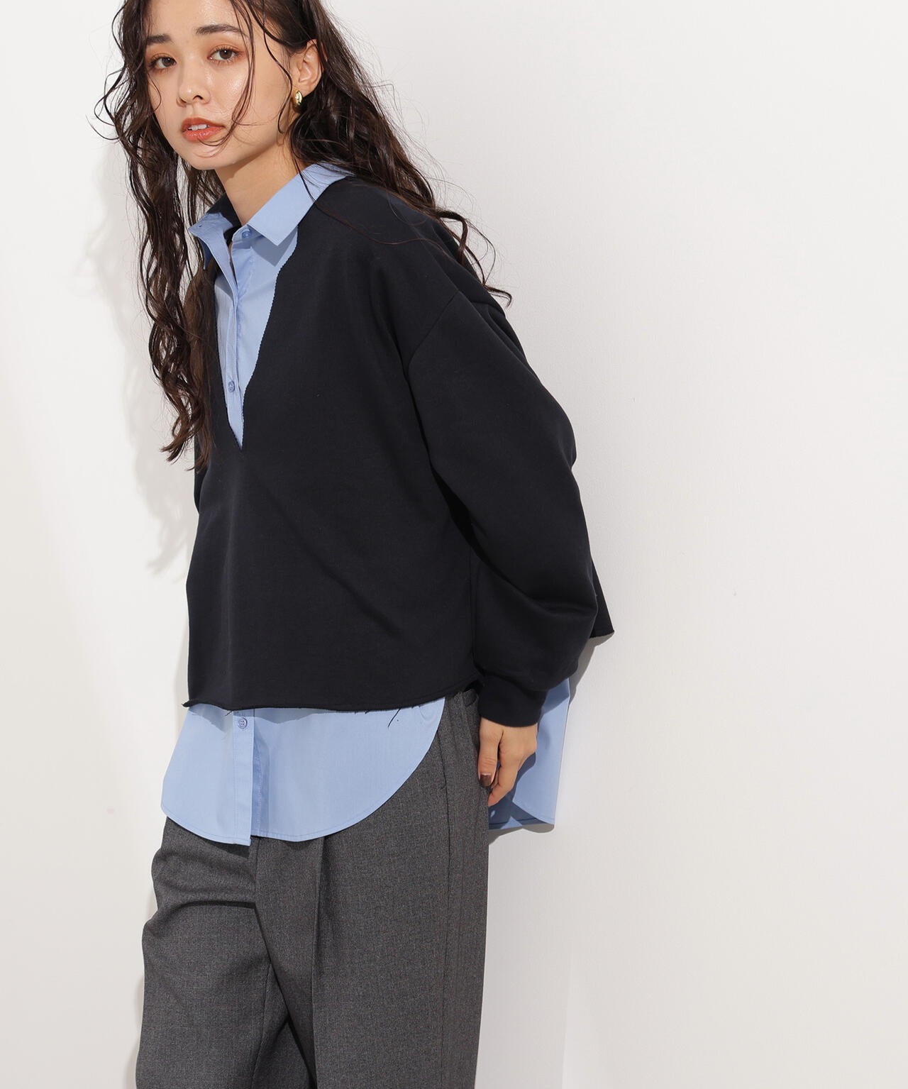 【小室安未さん着用】Vネックスウェットプルオーバー