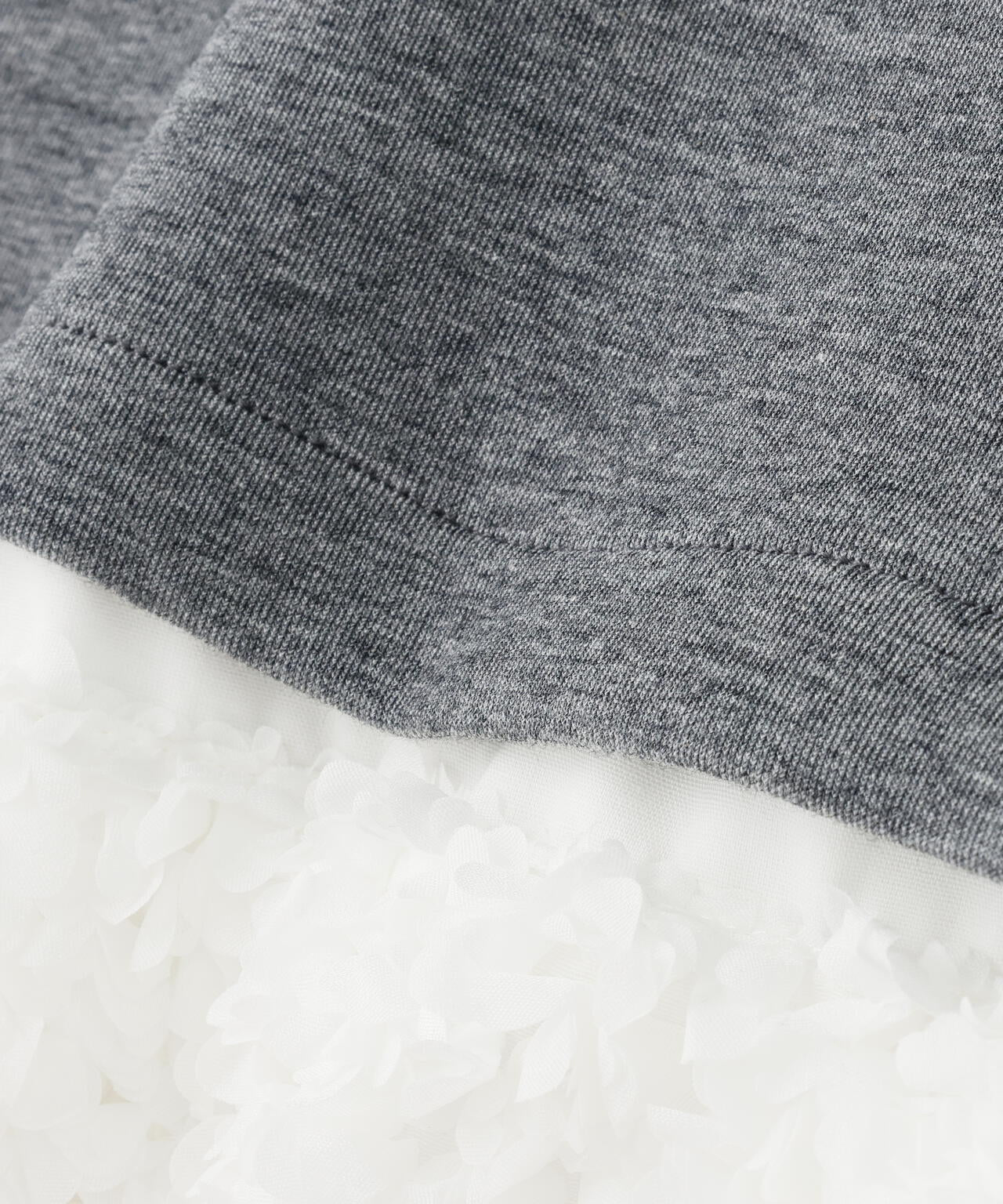 【好きを着て気分が高まる】甘さを着替える2WAYダンボールプルオーバー