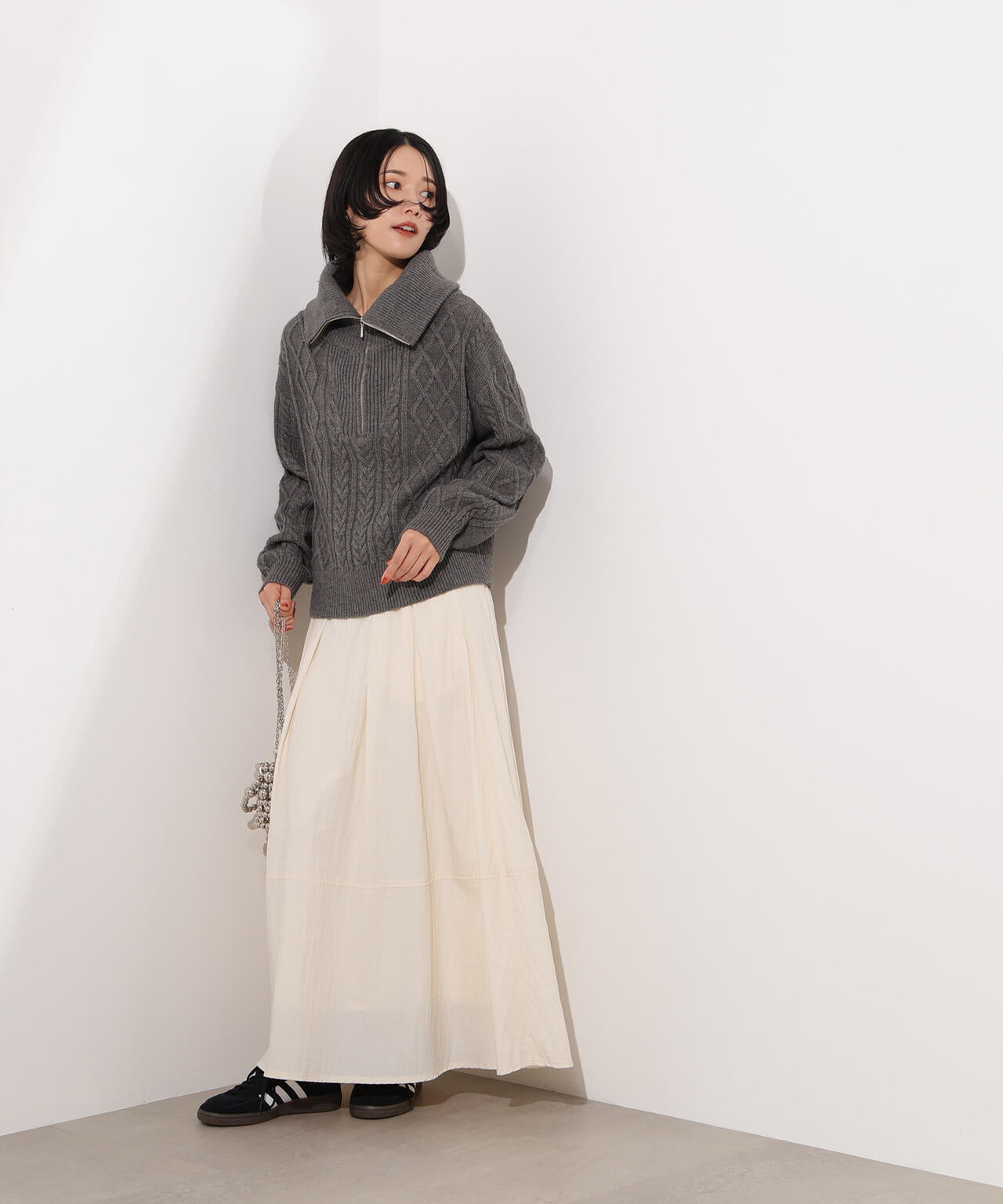 ハーフジップケーブルニット