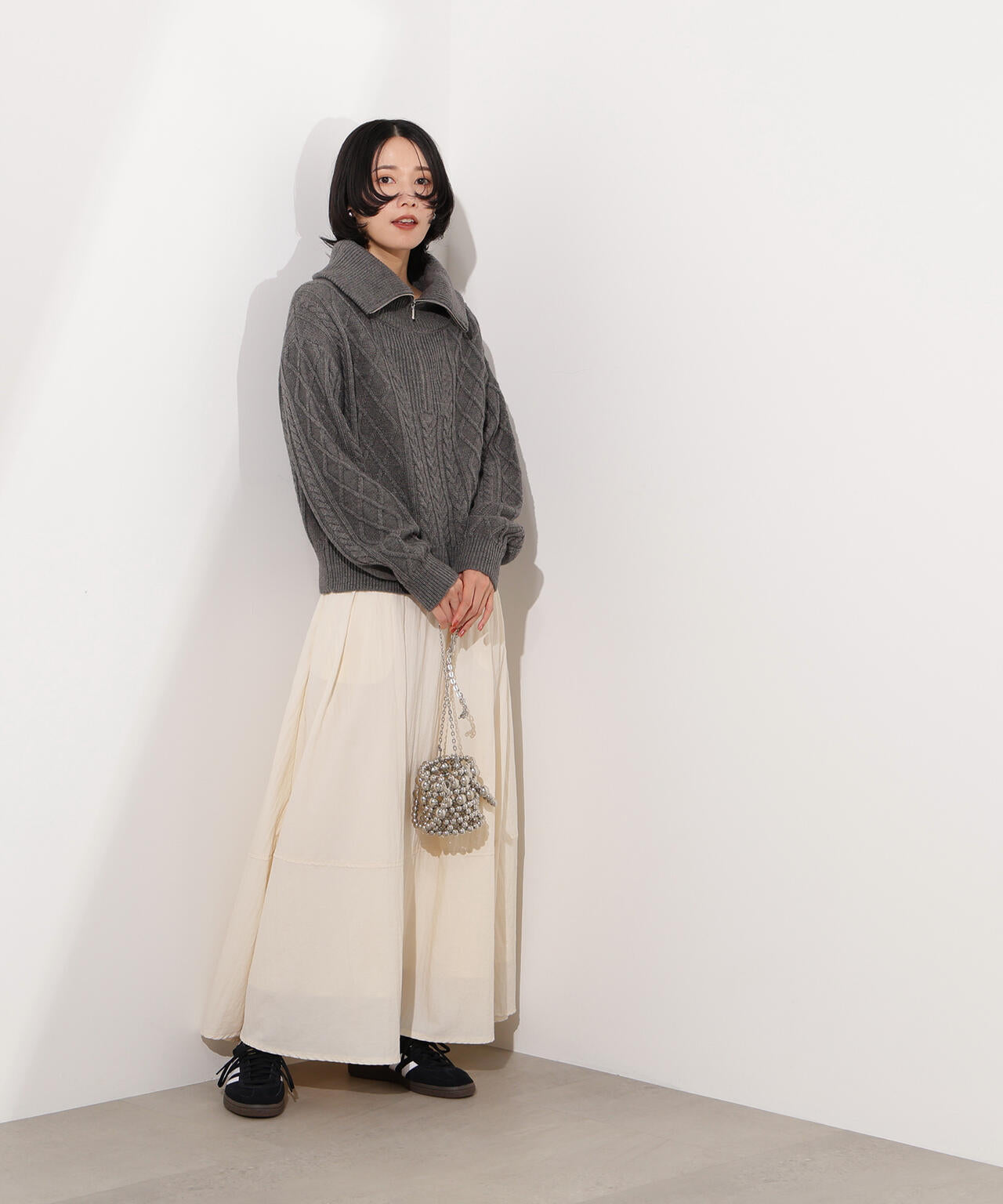 ハーフジップケーブルニット