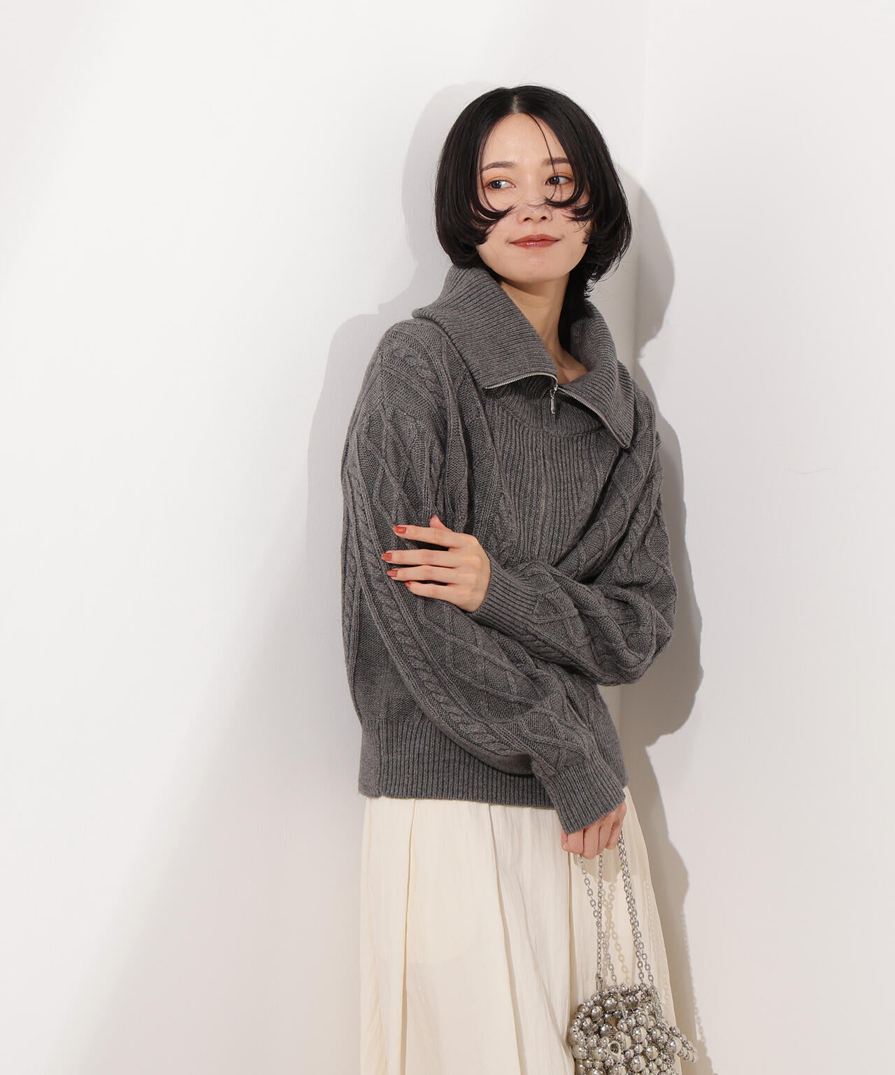 ハーフジップケーブルニット