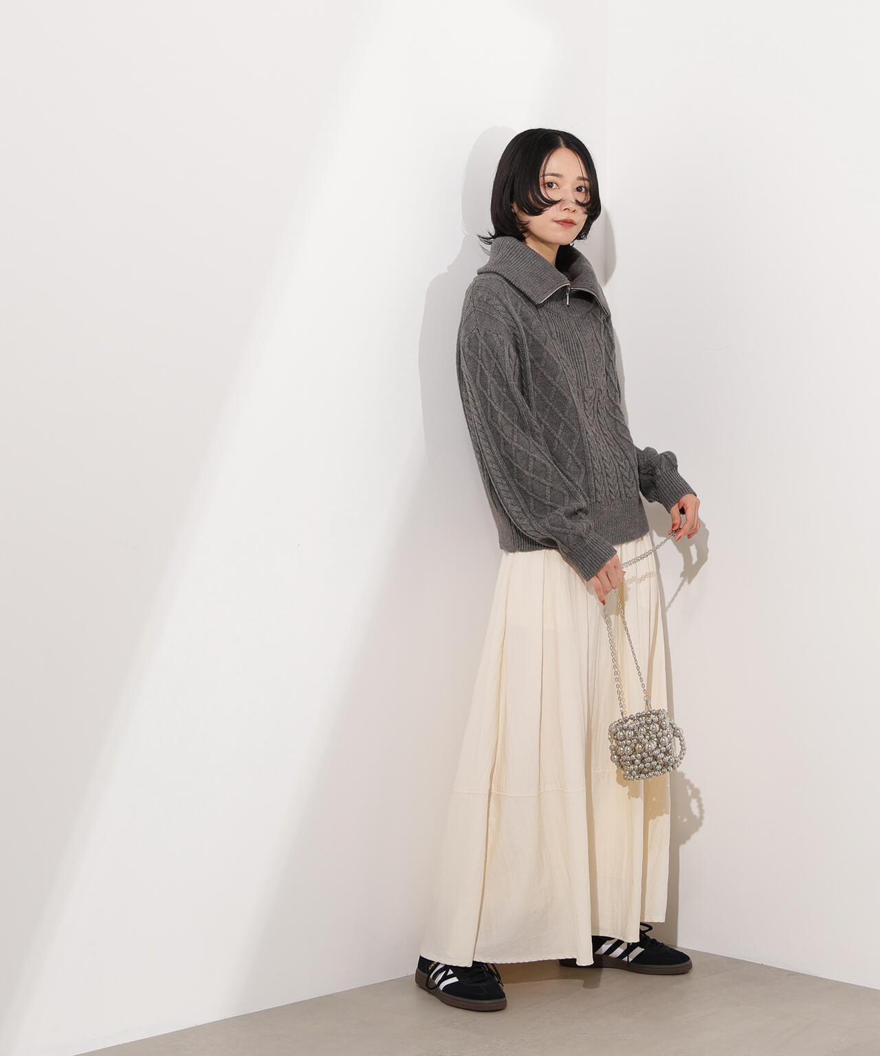 ハーフジップケーブルニット