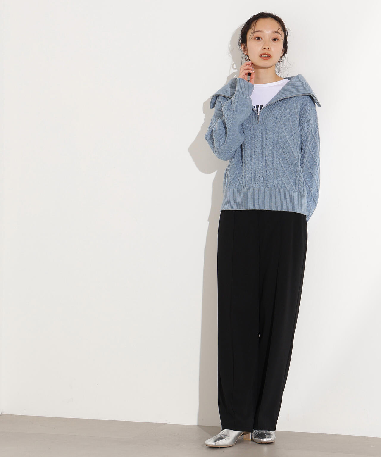 ハーフジップケーブルニット