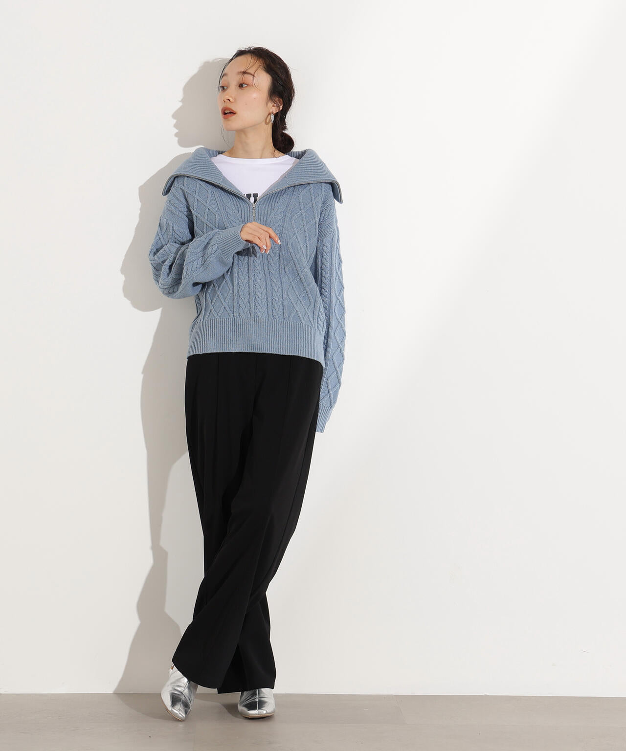 ハーフジップケーブルニット