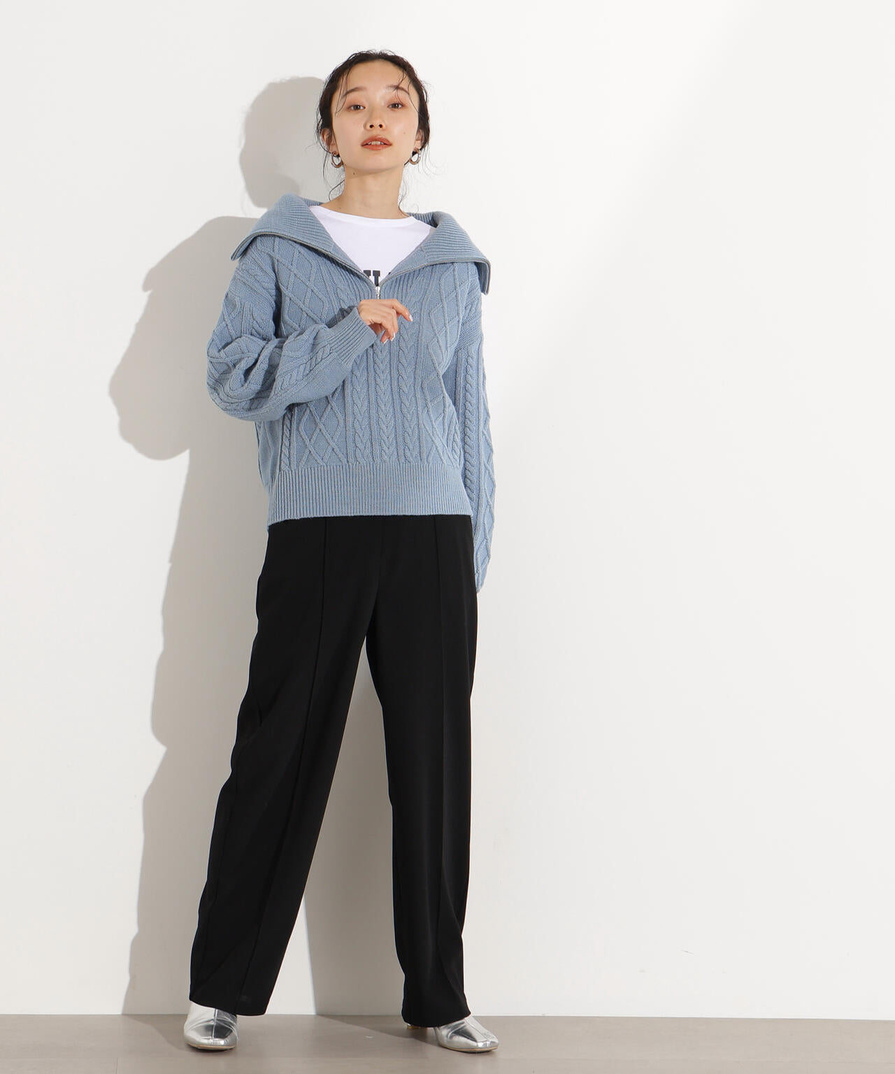 ハーフジップケーブルニット