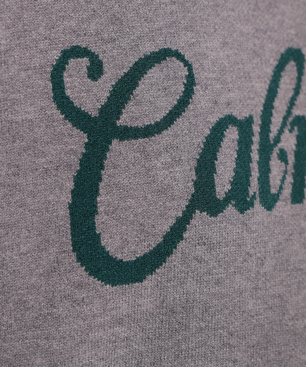 ロゴジャガードニット