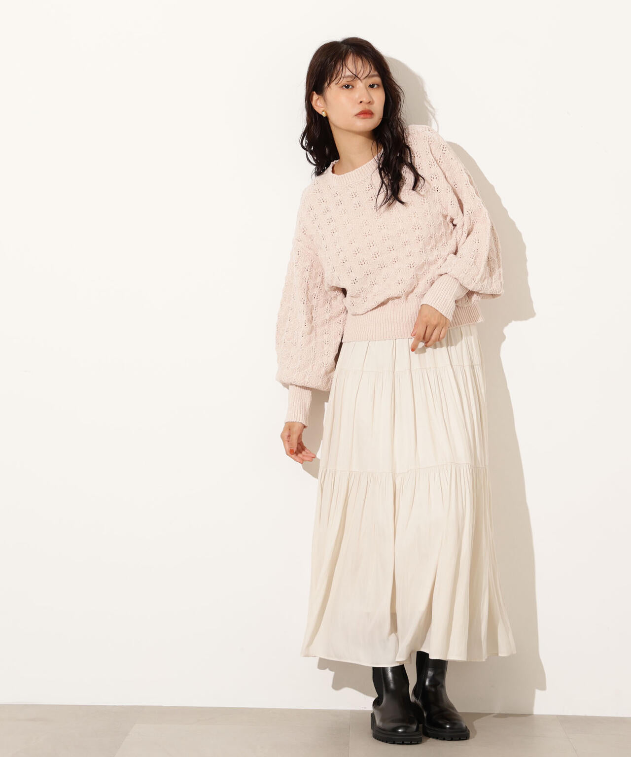 モールアイレットニット