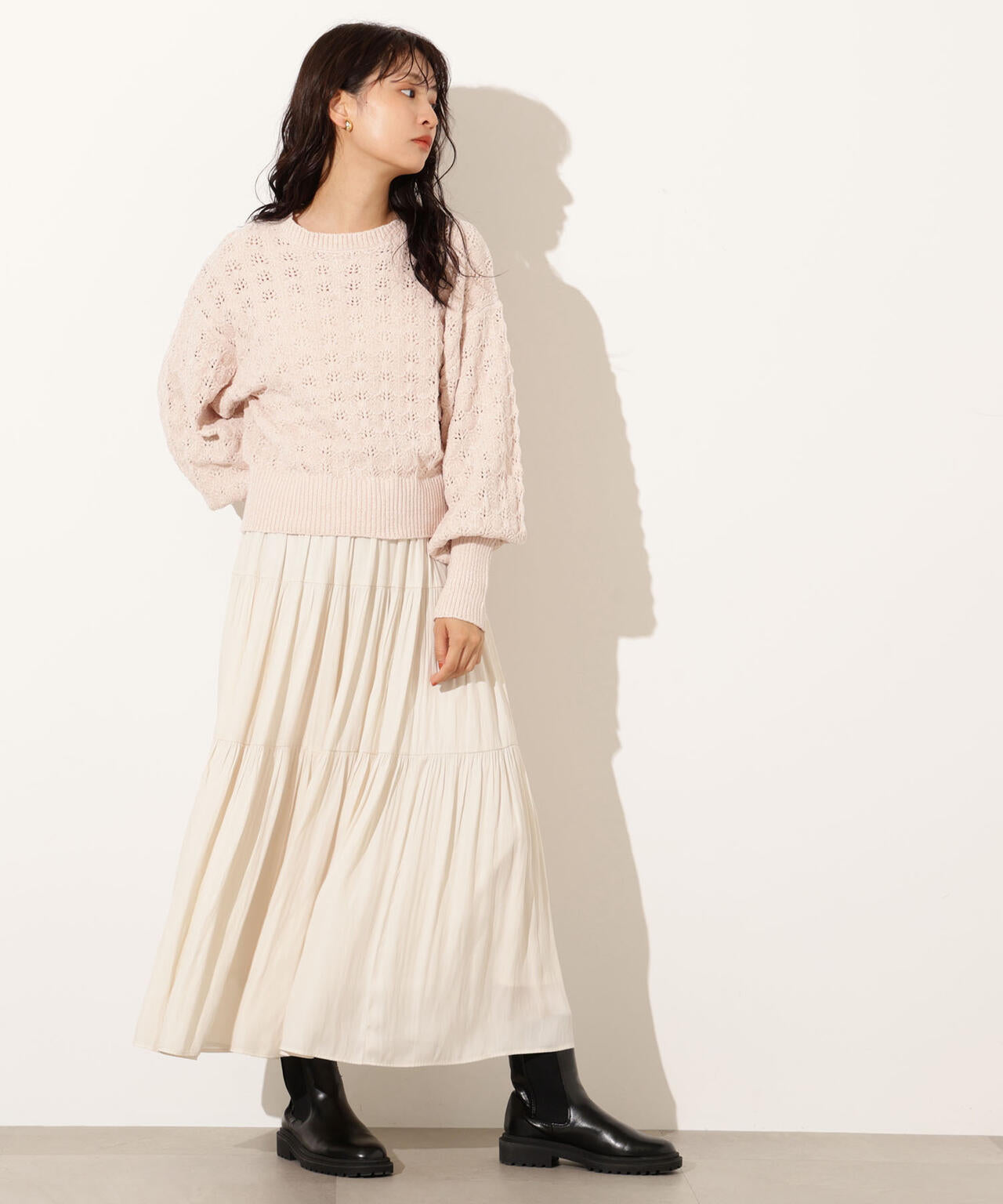 モールアイレットニット