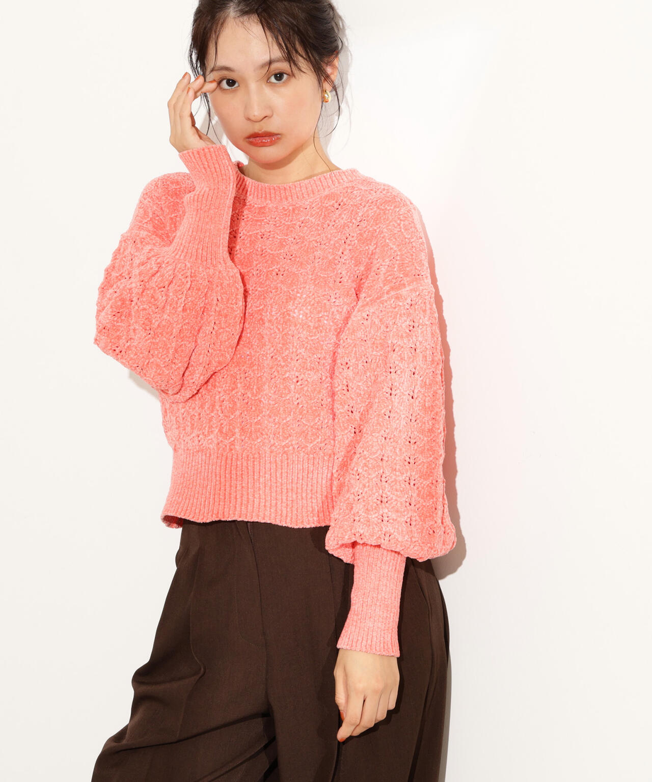 モールアイレットニット