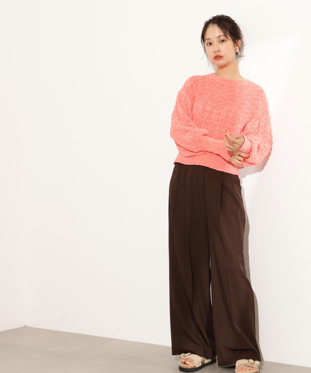 モールアイレットニット