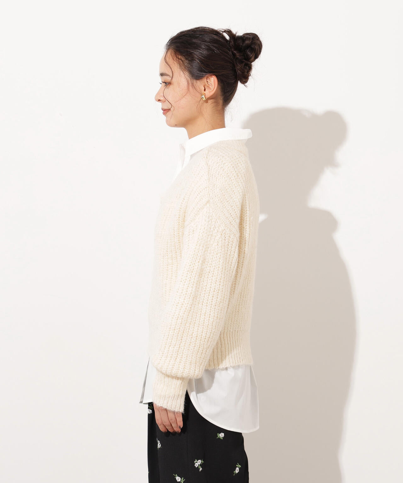 【岸本セシルさん着用】Vネックオーバーニット