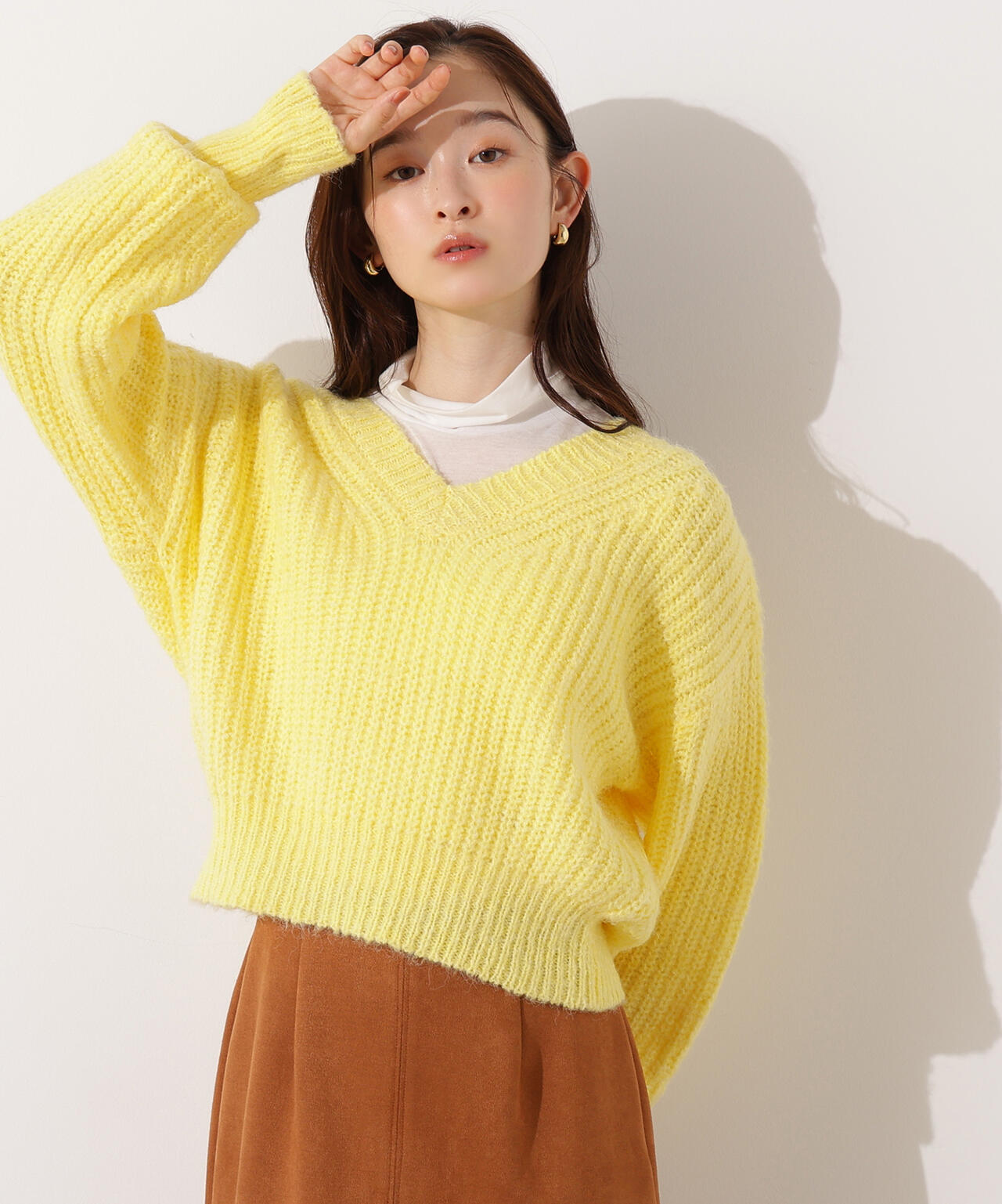 【岸本セシルさん着用】Vネックオーバーニット