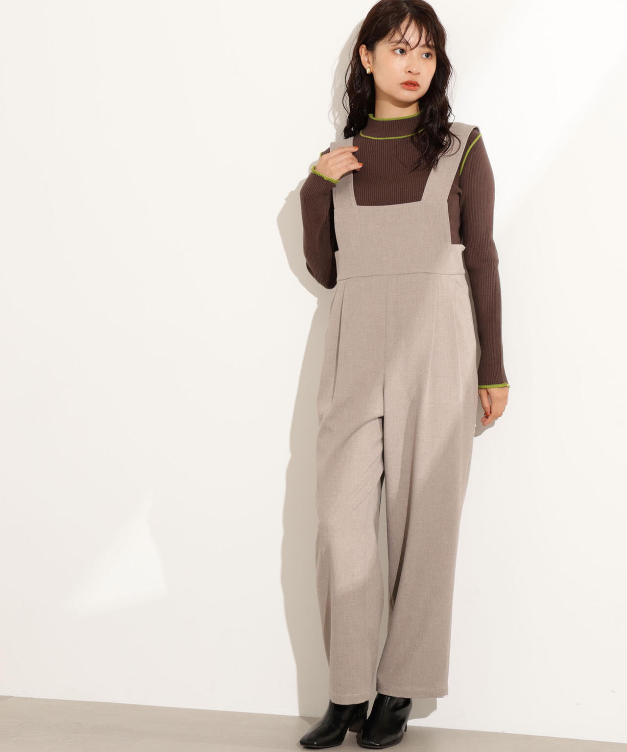 【岸本セシルさん着用】ラインモックネックニット