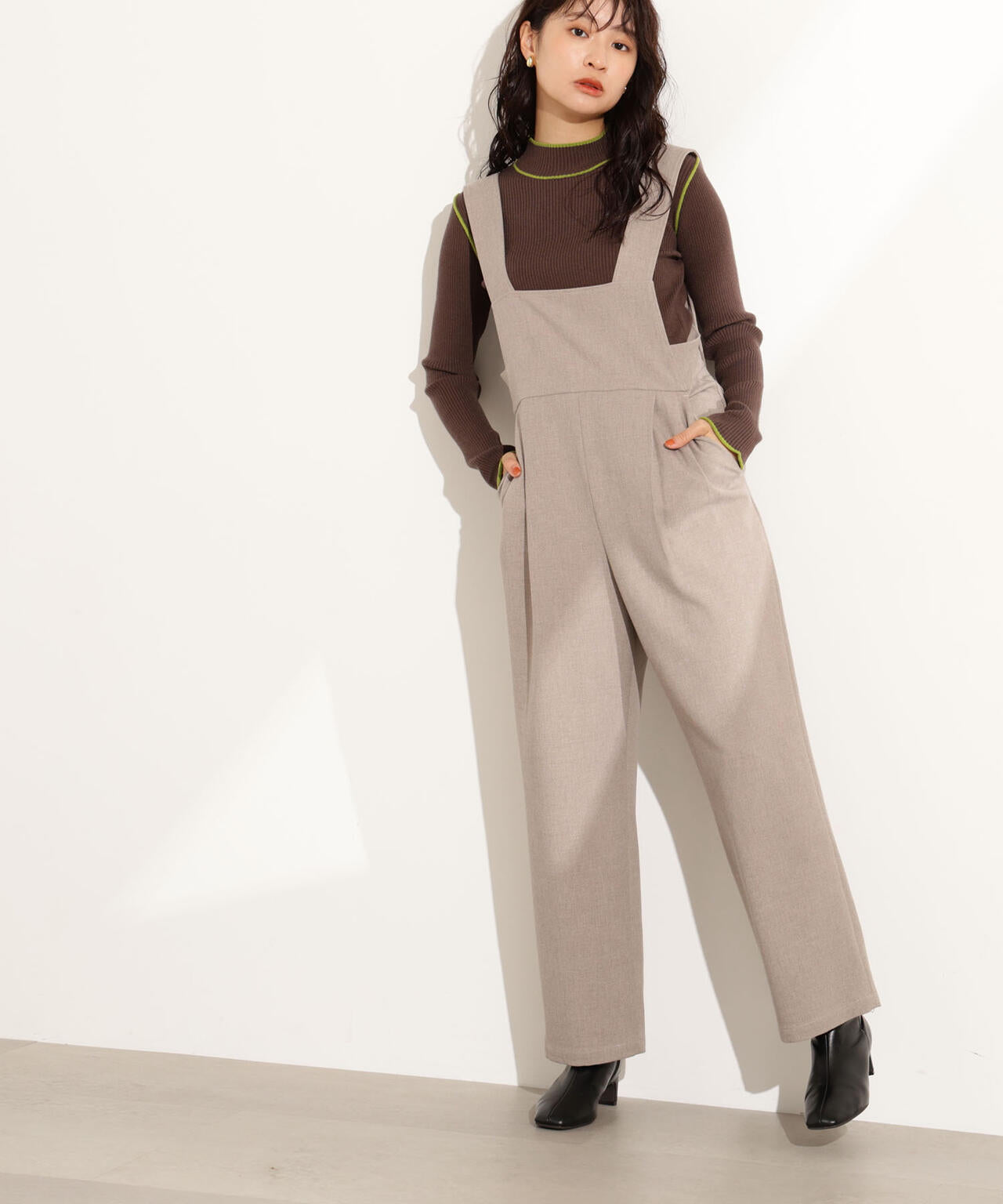 【岸本セシルさん着用】ラインモックネックニット