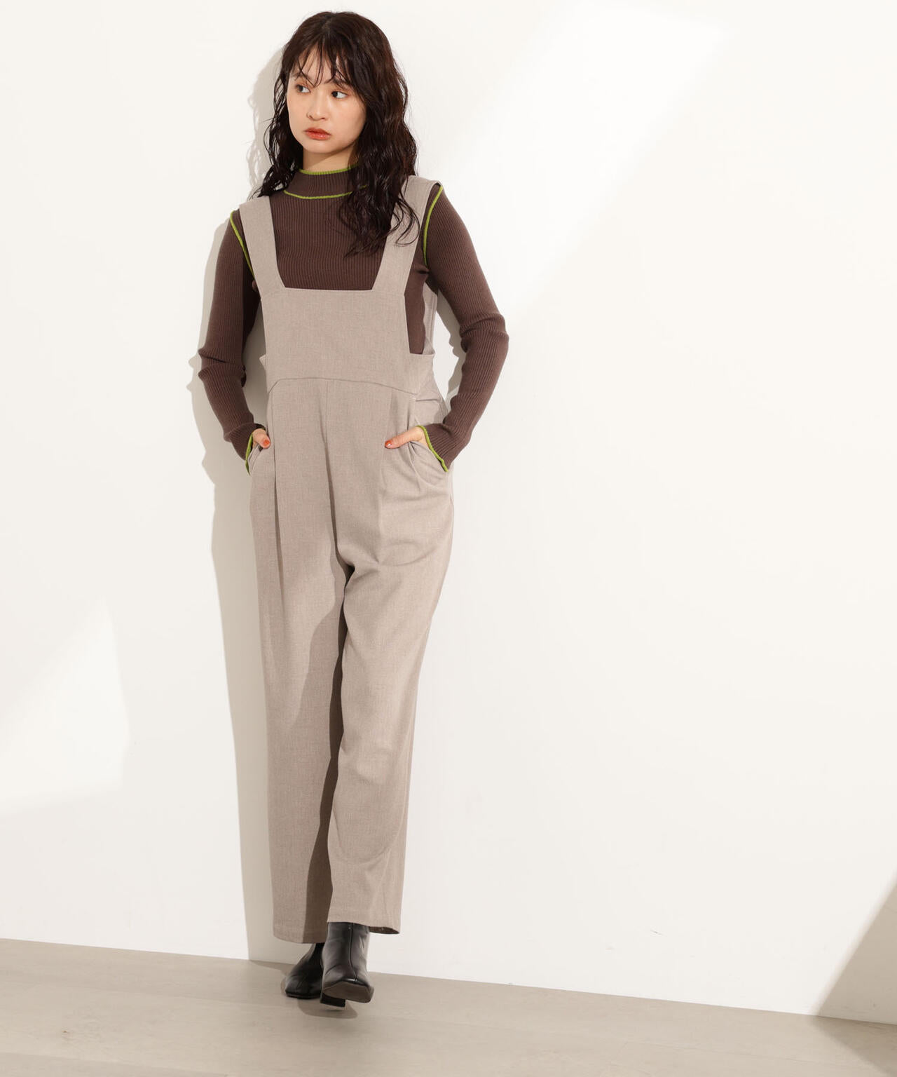 【岸本セシルさん着用】ラインモックネックニット