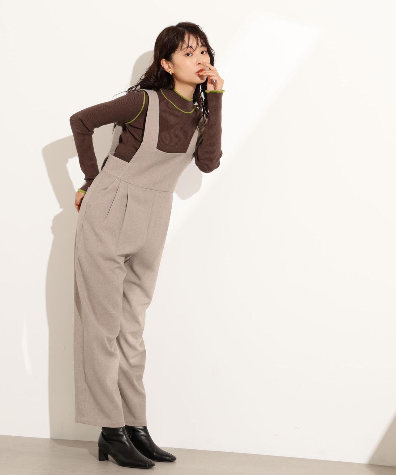 【岸本セシルさん着用】ラインモックネックニット