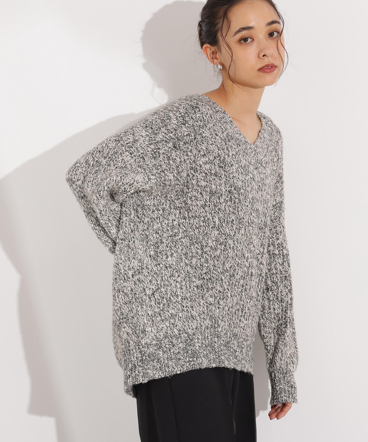 【岸本セシルさん着用】メランジVネックニット