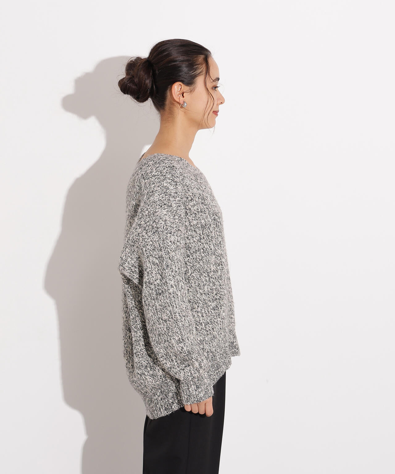 【岸本セシルさん着用】メランジVネックニット