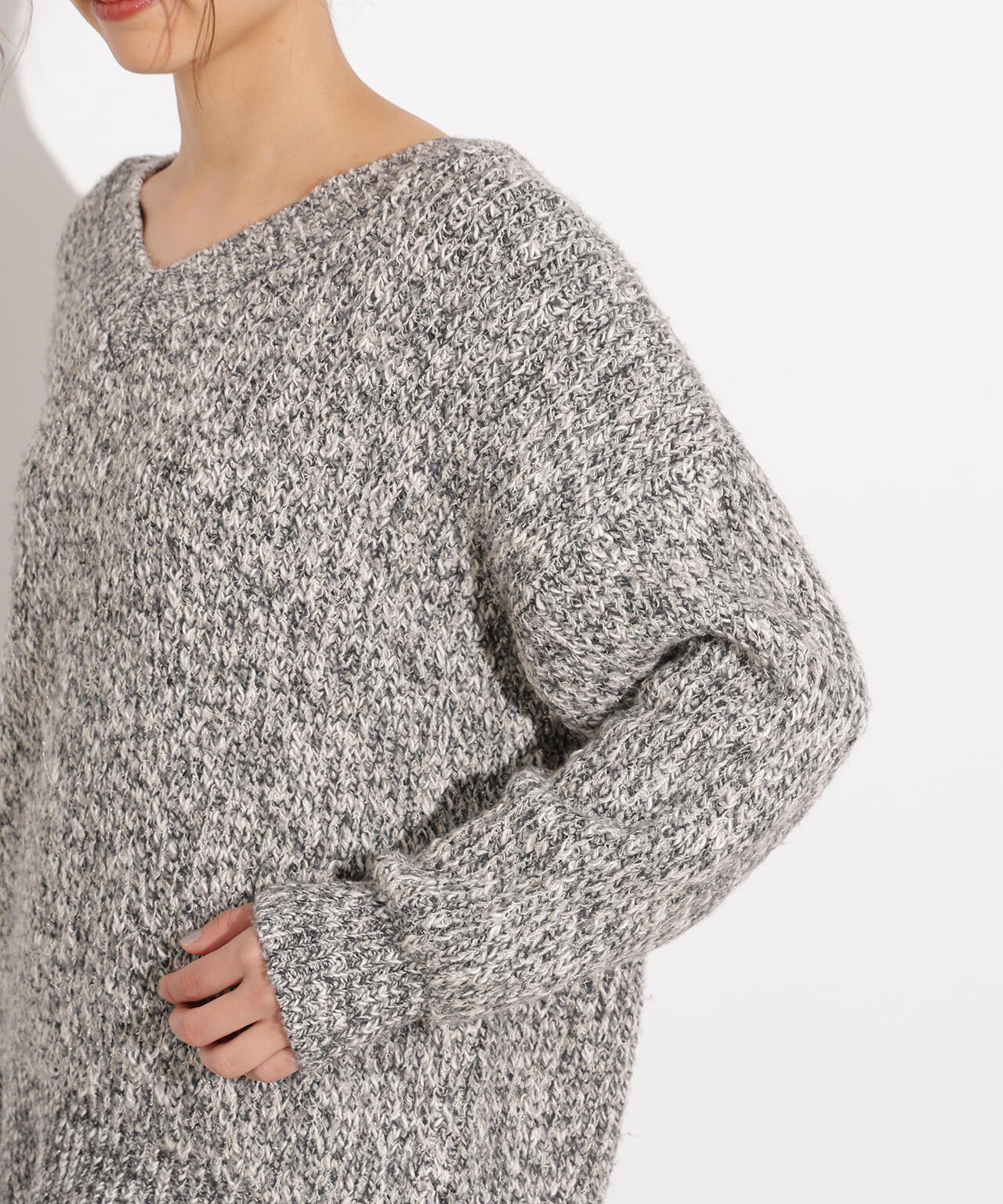 【岸本セシルさん着用】メランジVネックニット