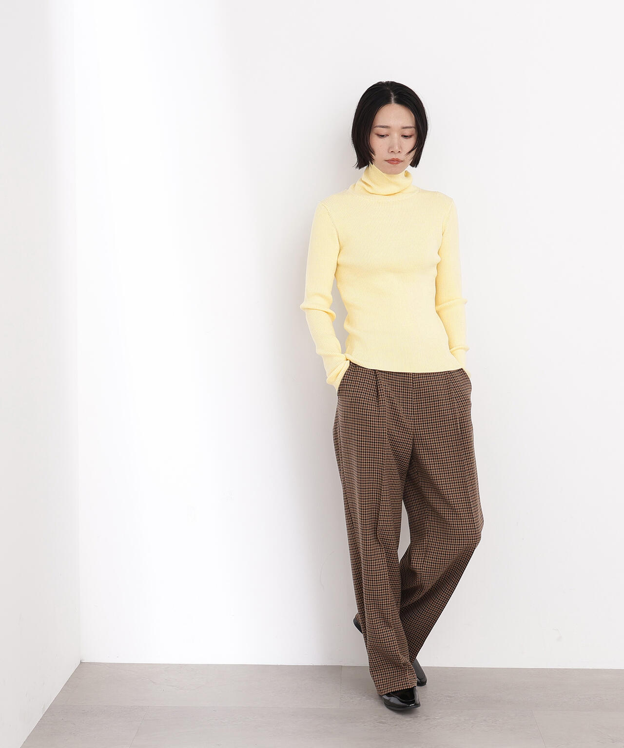 ベーシックタートルネックニット