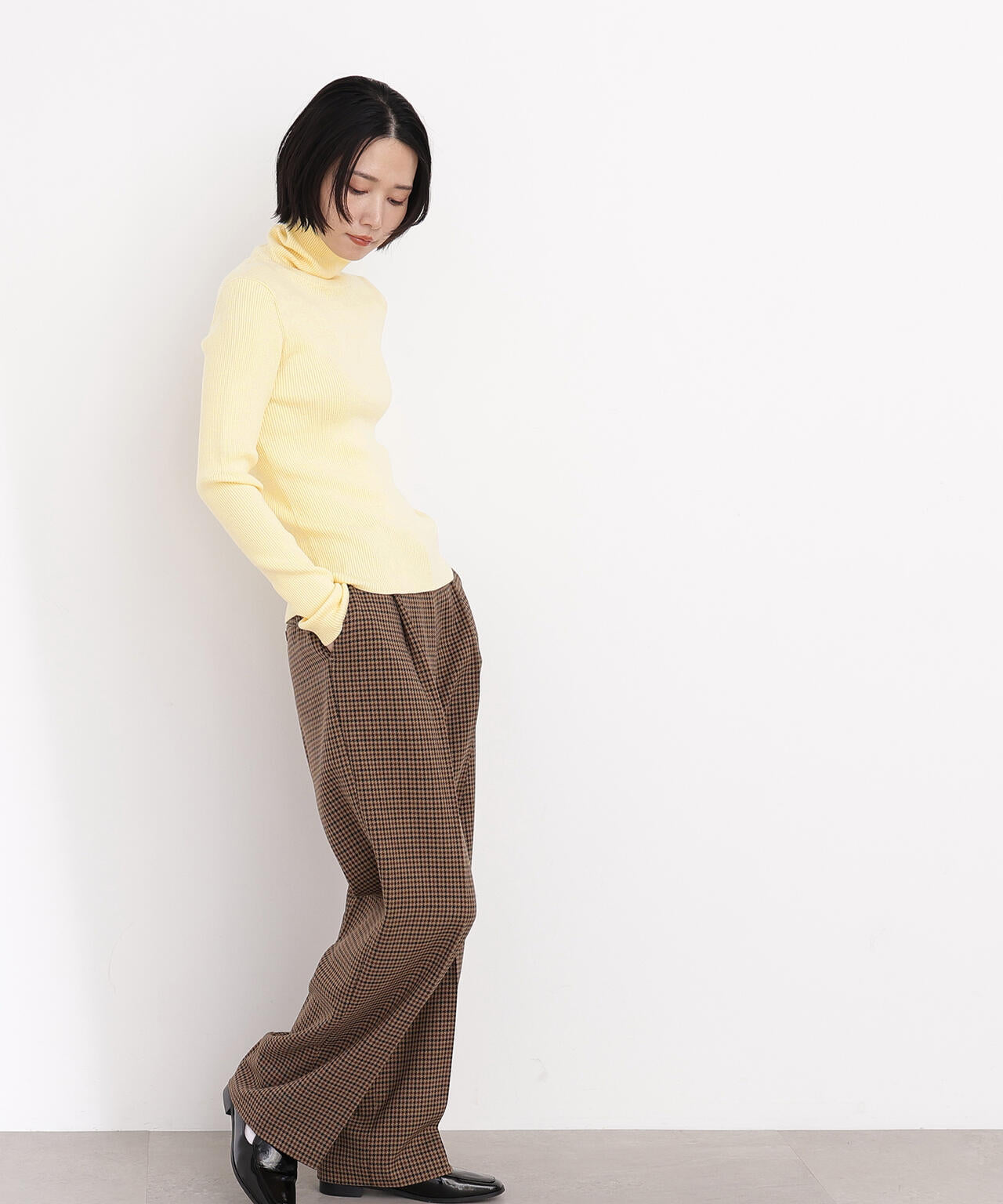 ベーシックタートルネックニット