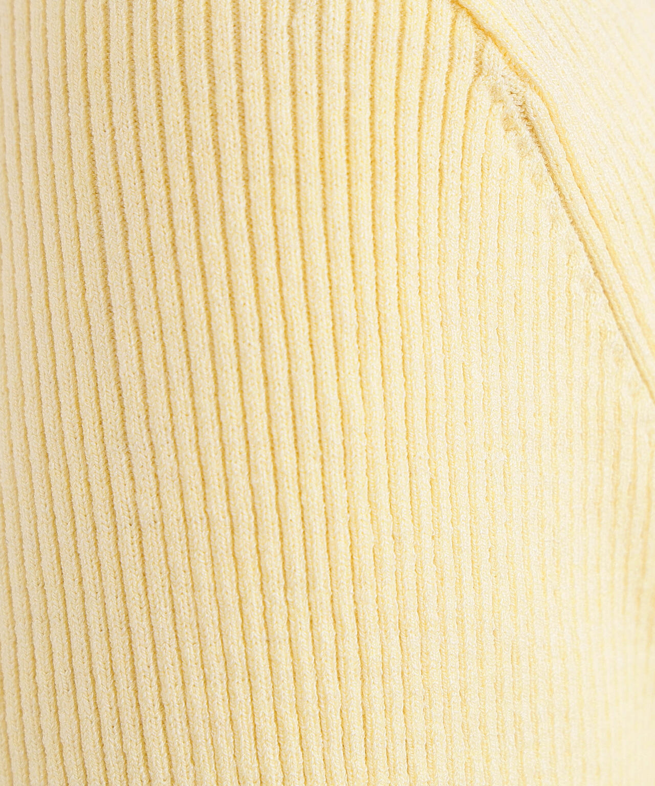 ベーシックタートルネックニット