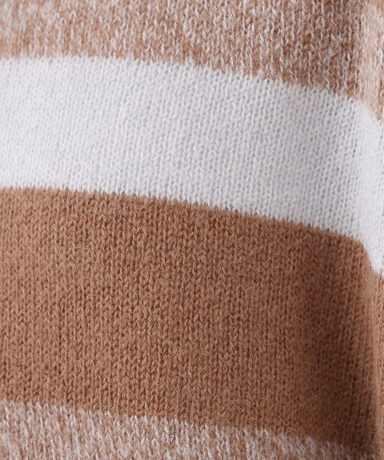 ヘアリーボーダーニット