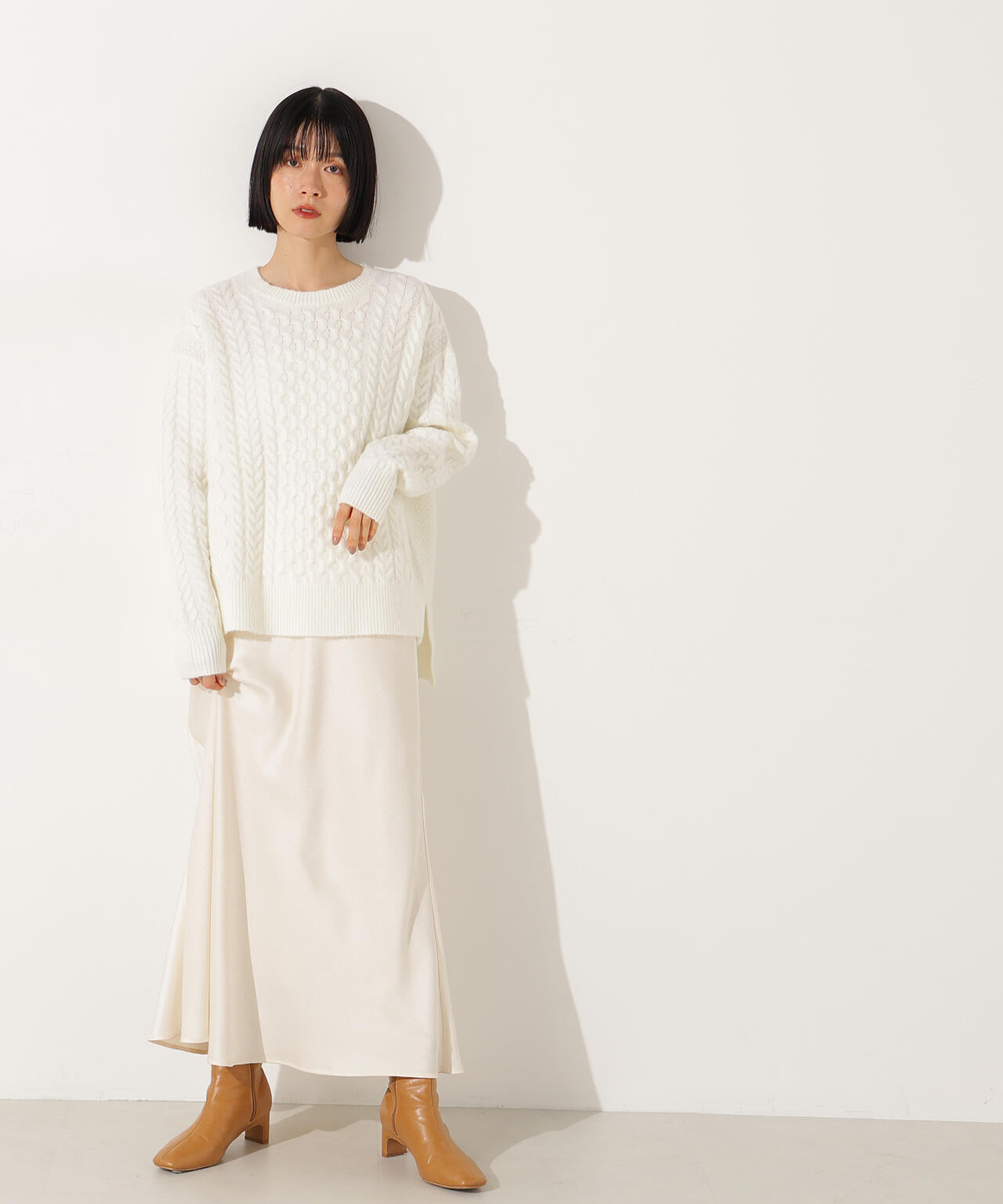 ベーシックケーブルニット