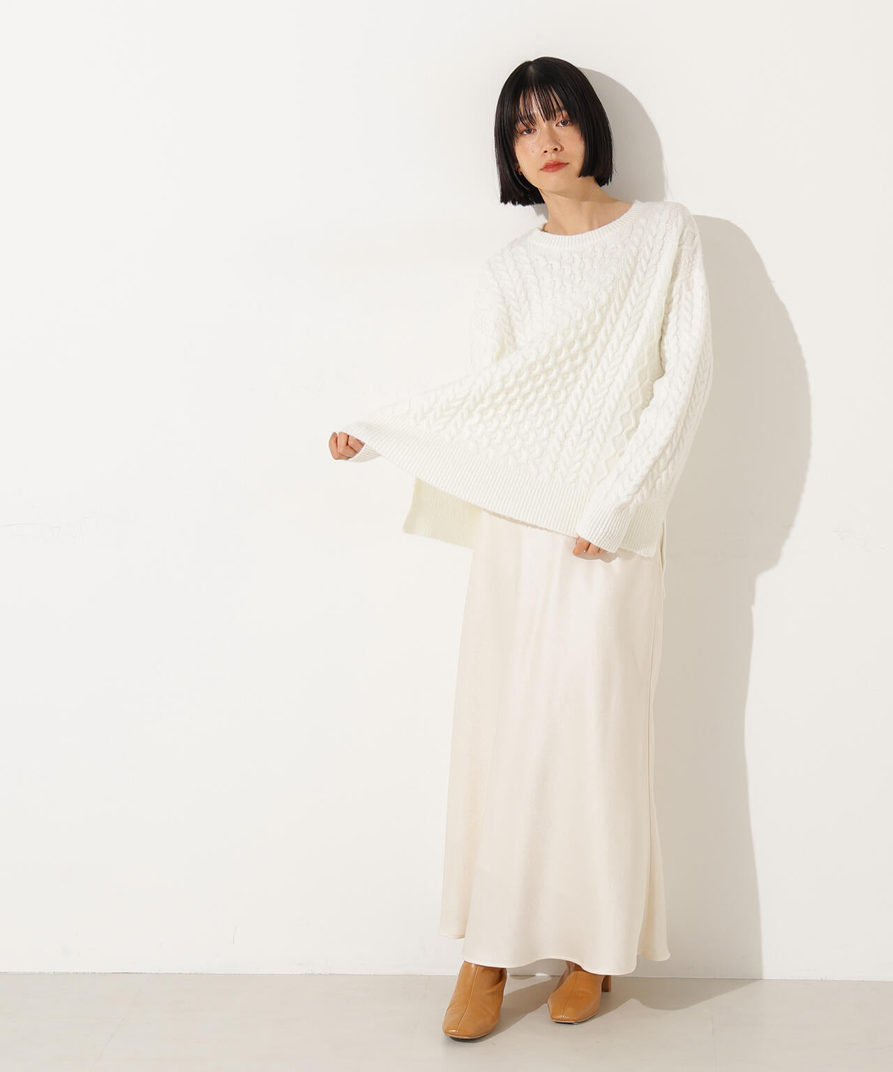 ベーシックケーブルニット