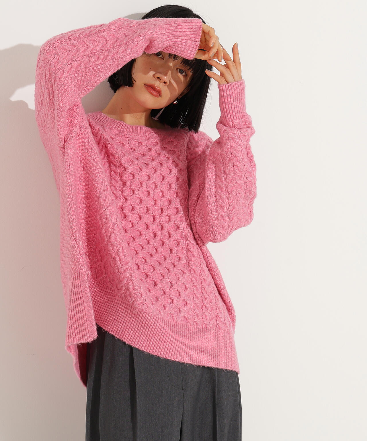 ベーシックケーブルニット