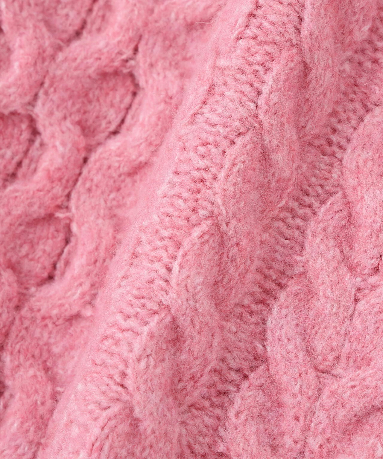 ベーシックケーブルニット