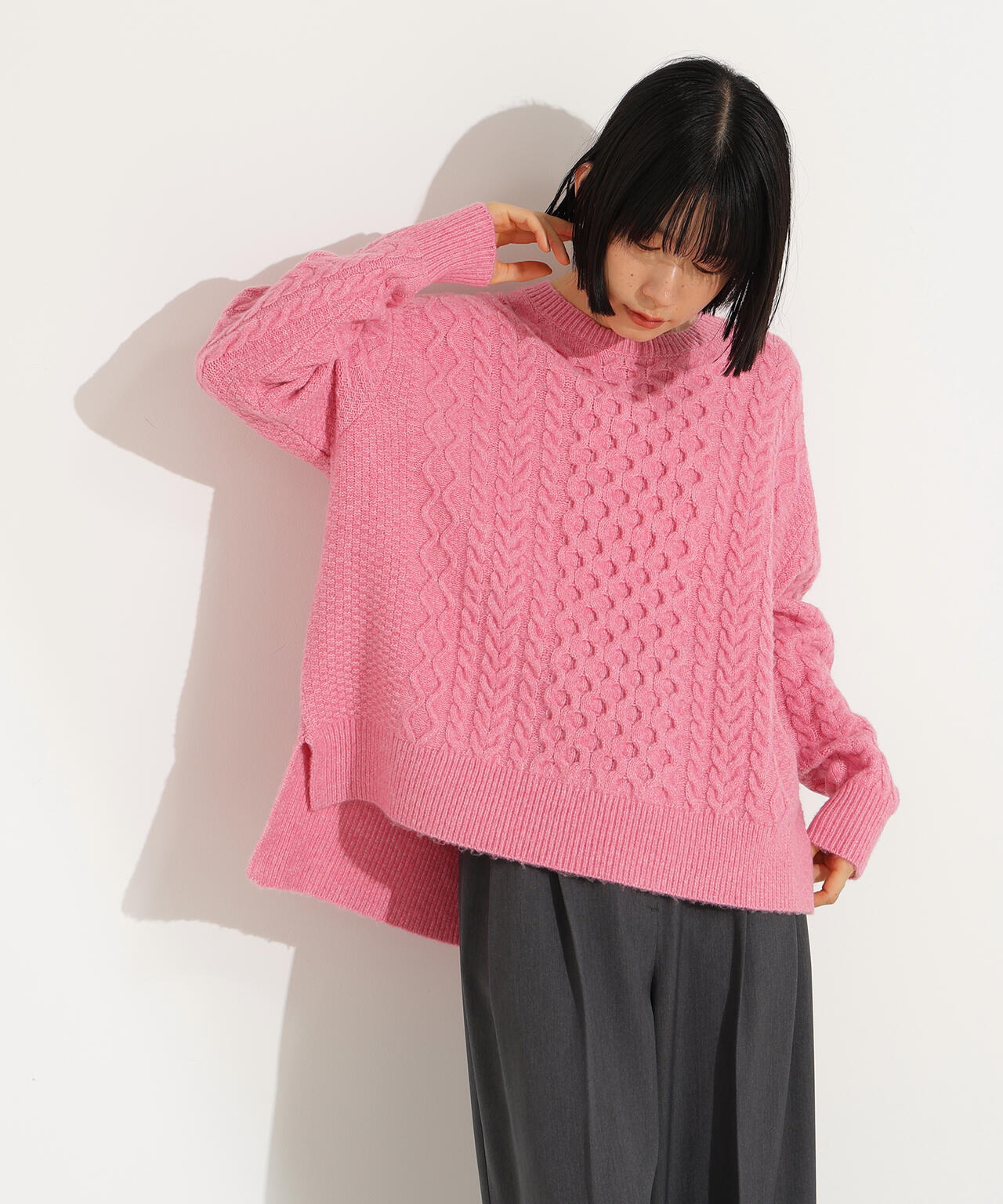 ベーシックケーブルニット