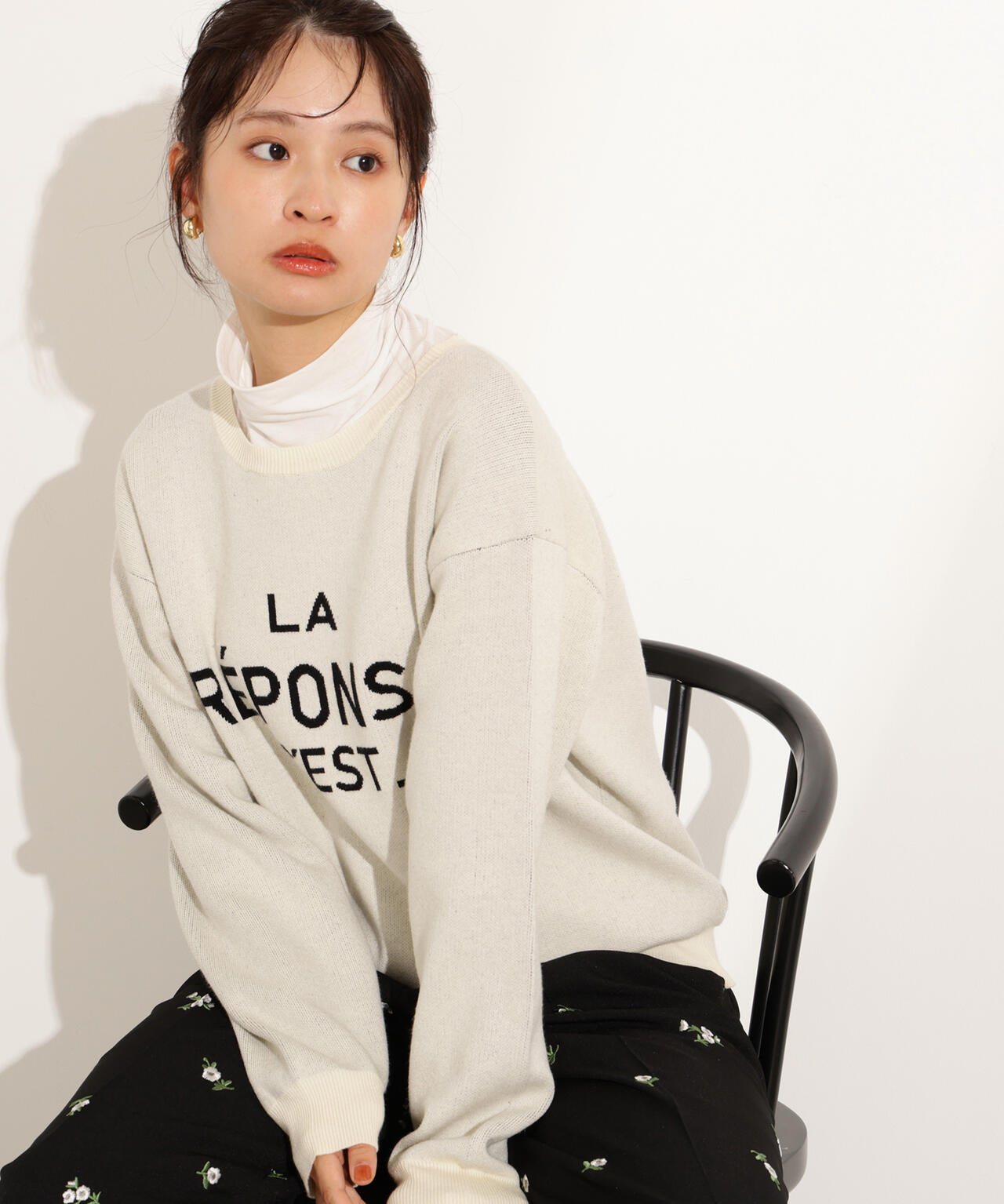 フレンチロゴジャガードニット