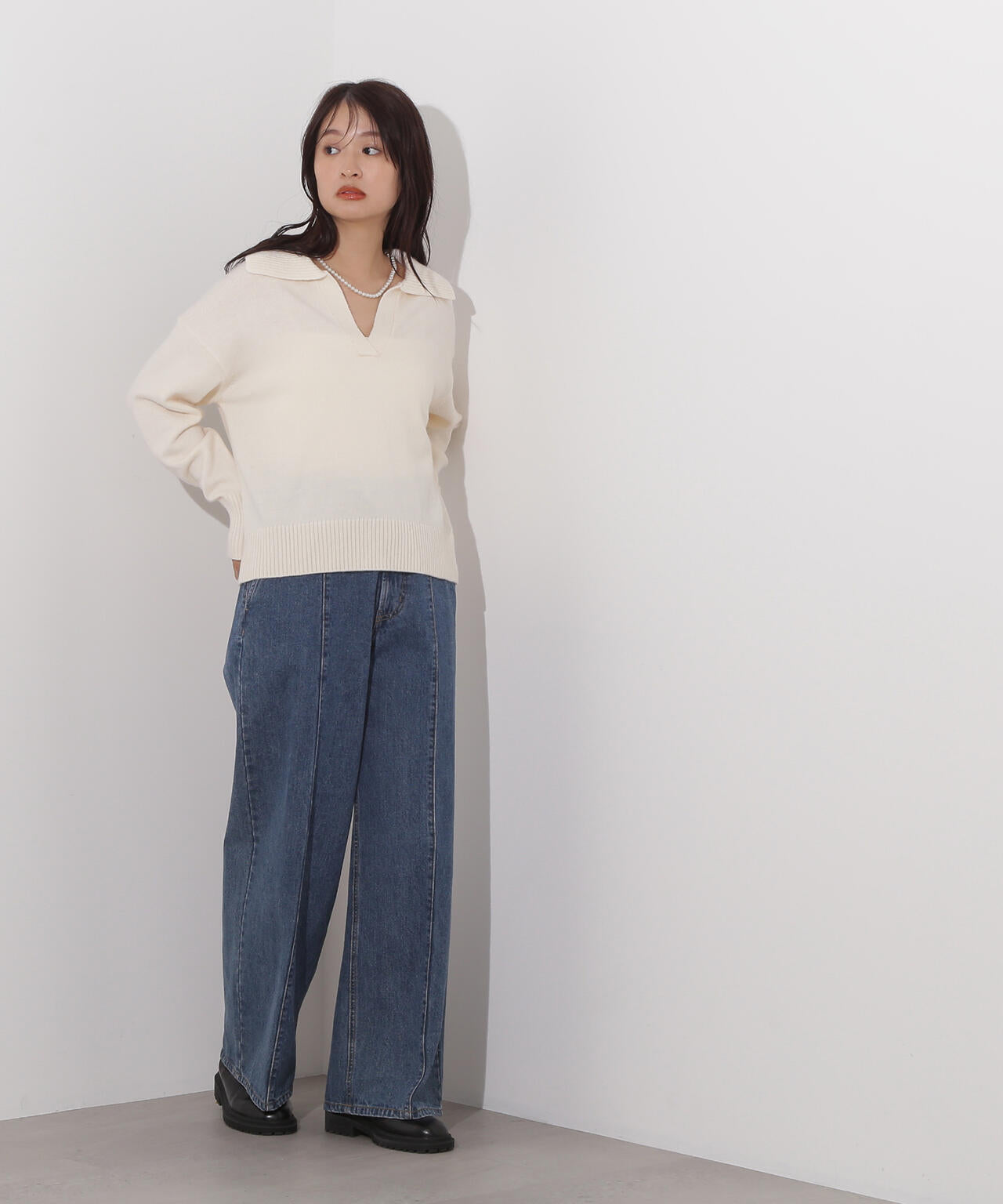 開襟ボクシーニット