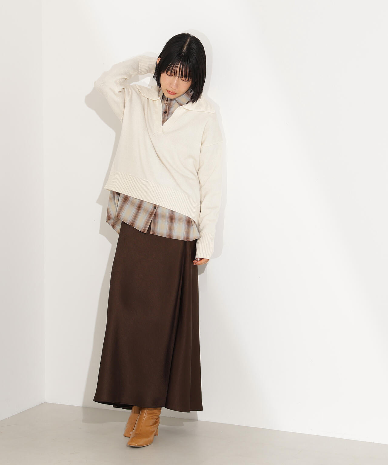 開襟ボクシーニット