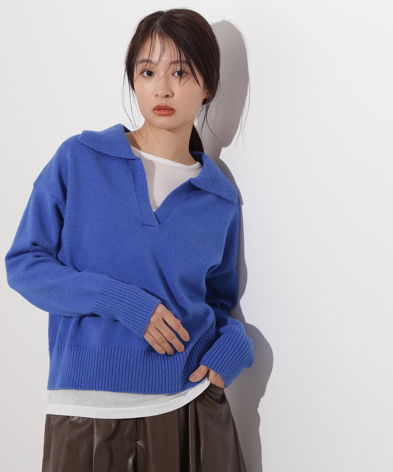 開襟ボクシーニット