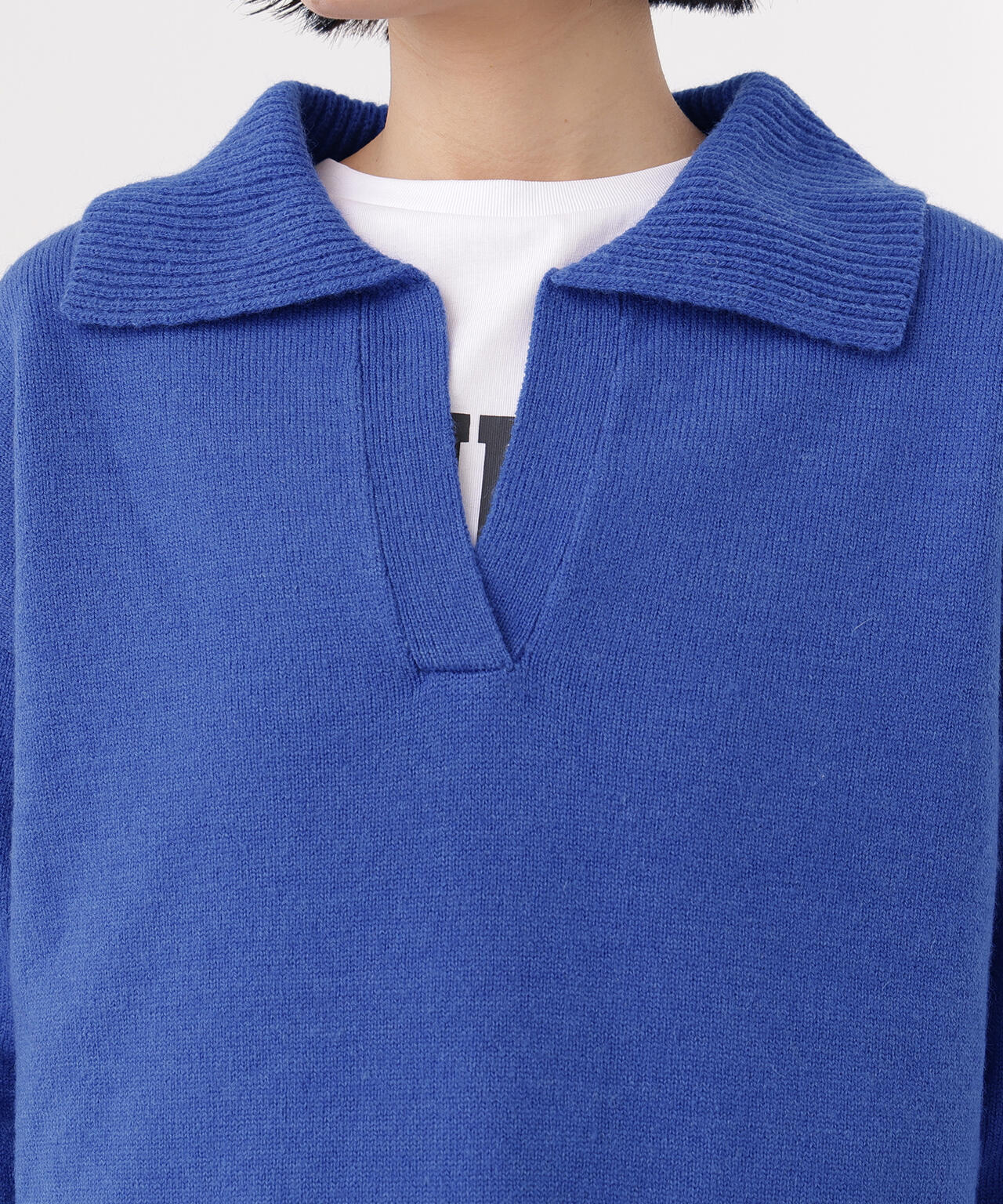 開襟ボクシーニット