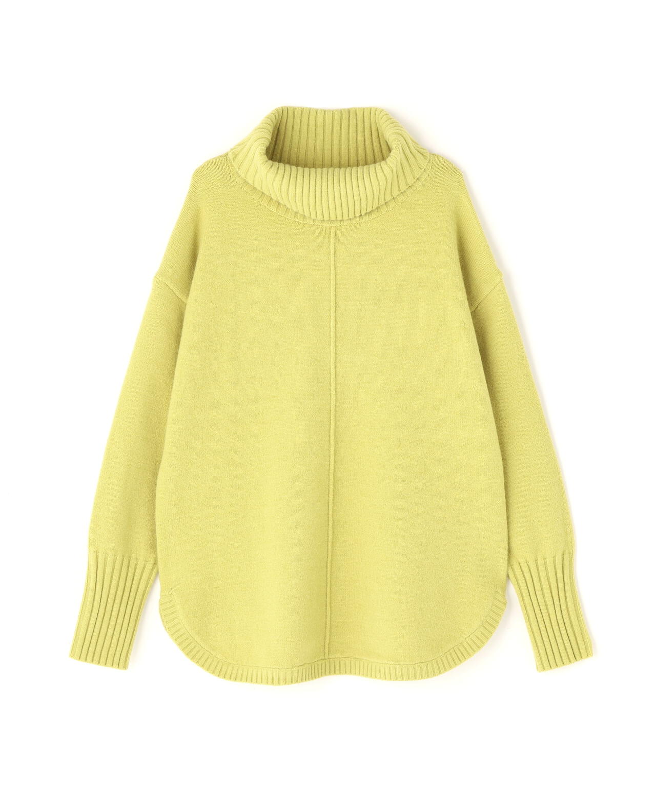 タートルネックオーバーニット