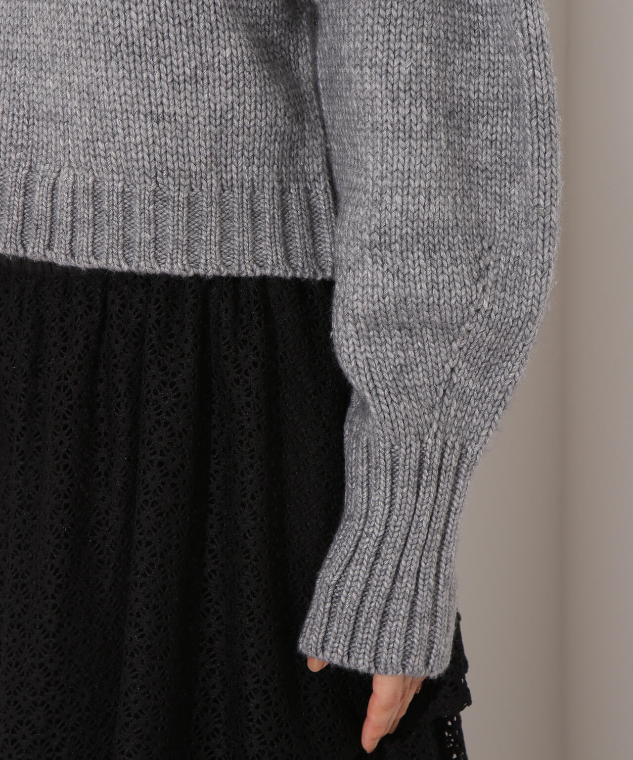 ミドルゲージフォルムニット