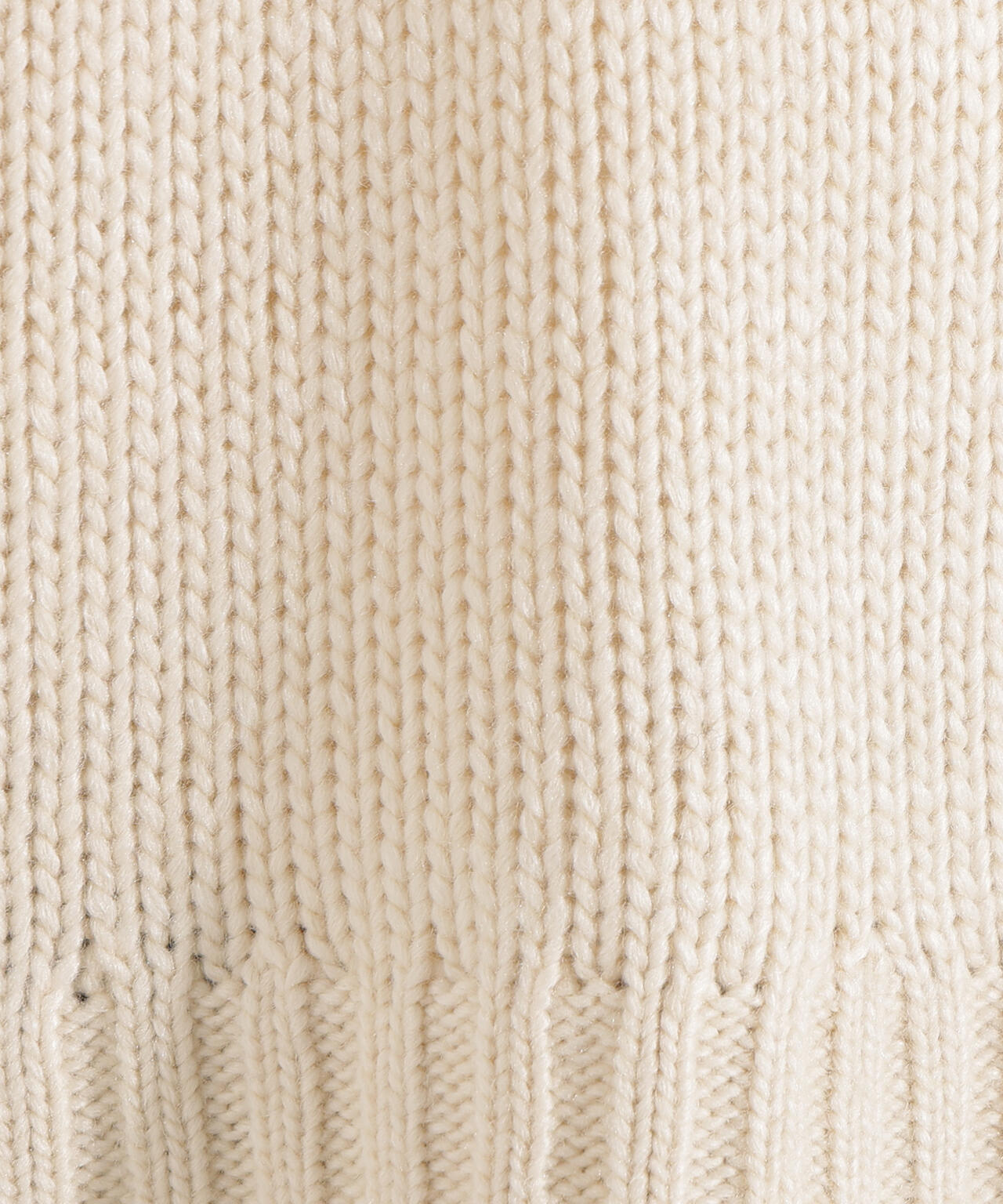 ミドルゲージフォルムニット