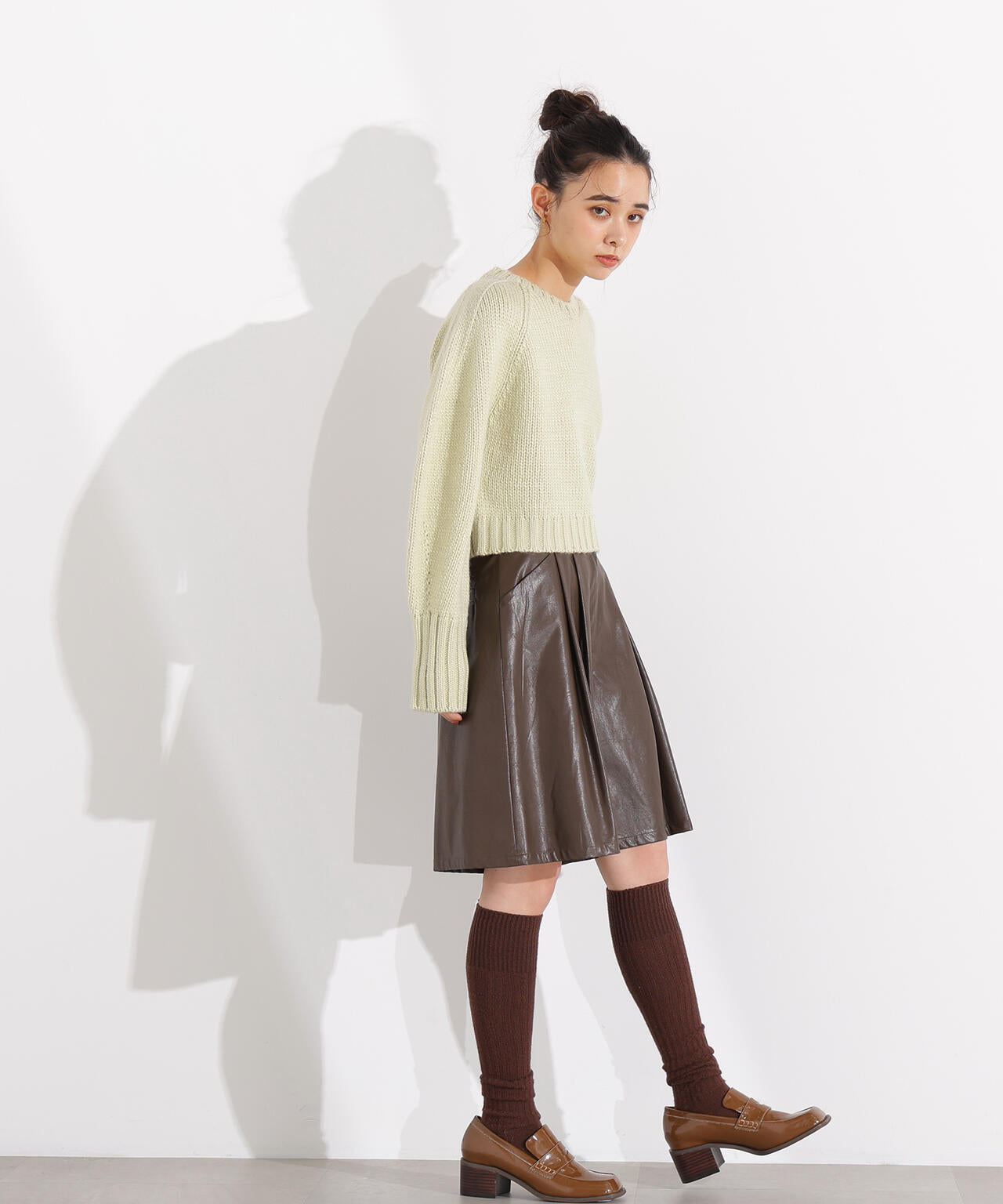 ミドルゲージフォルムニット