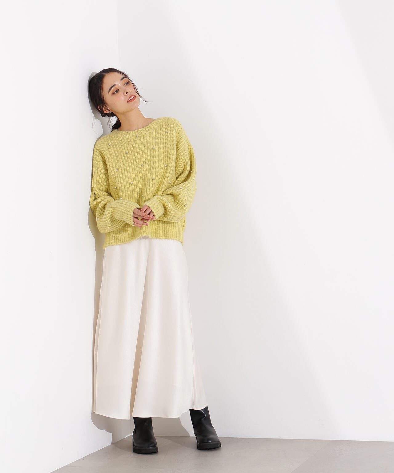 スタッズ畦ニット