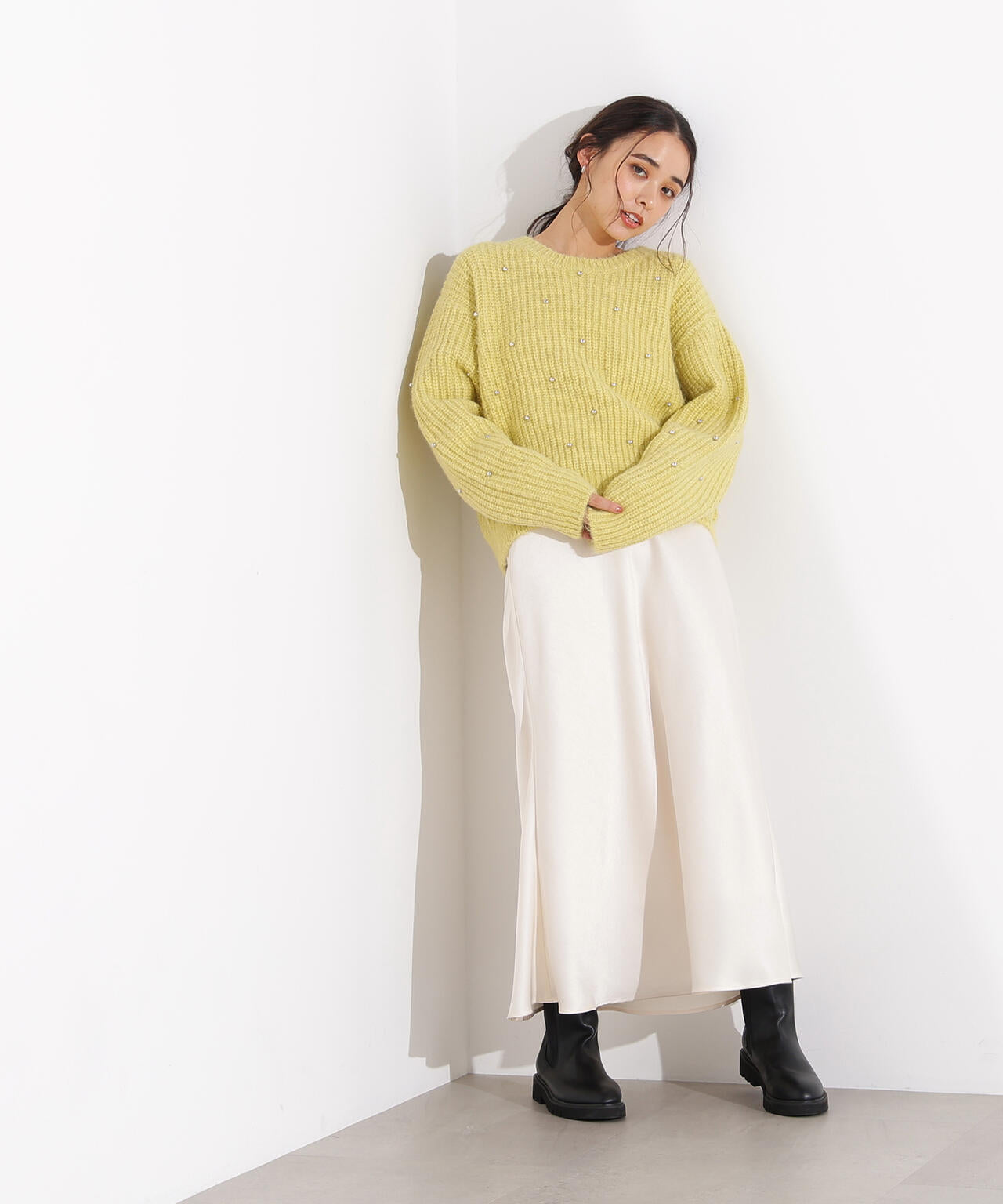 スタッズ畦ニット