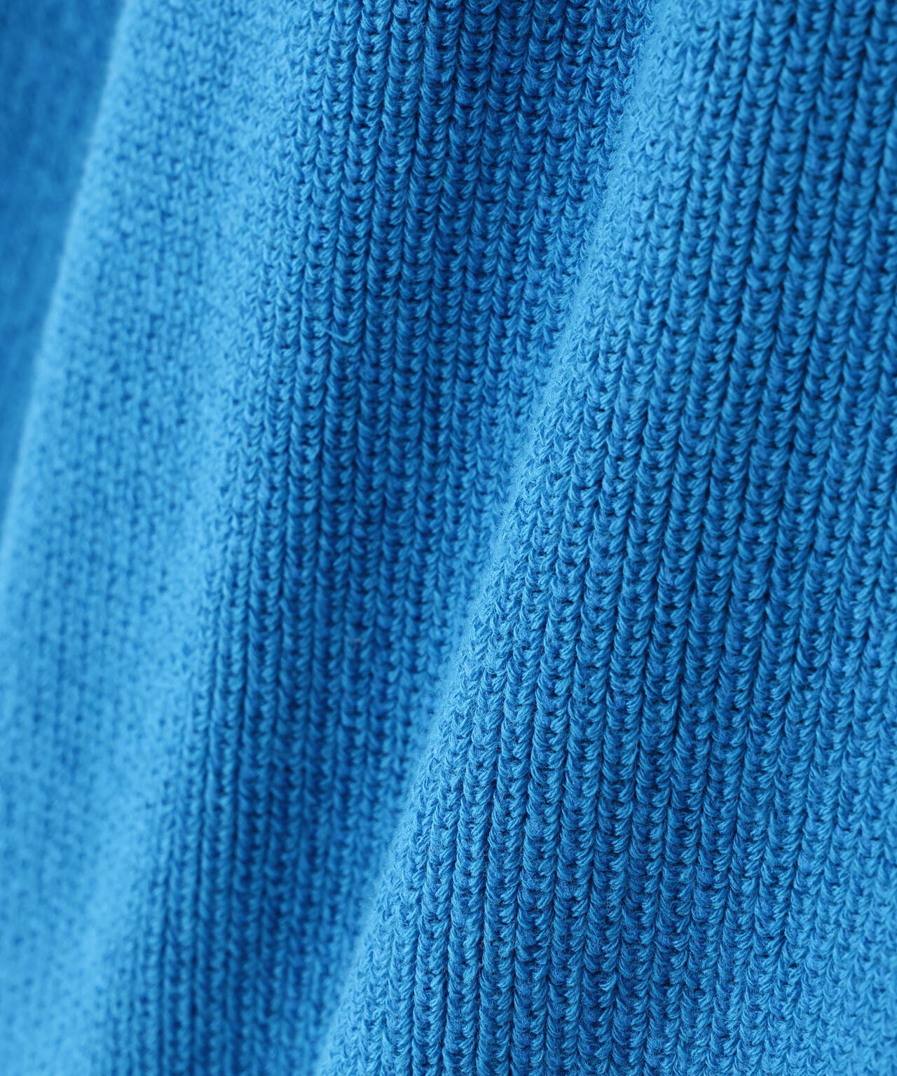 【岸本セシルさん着用】Vネックフォルムカーディガン