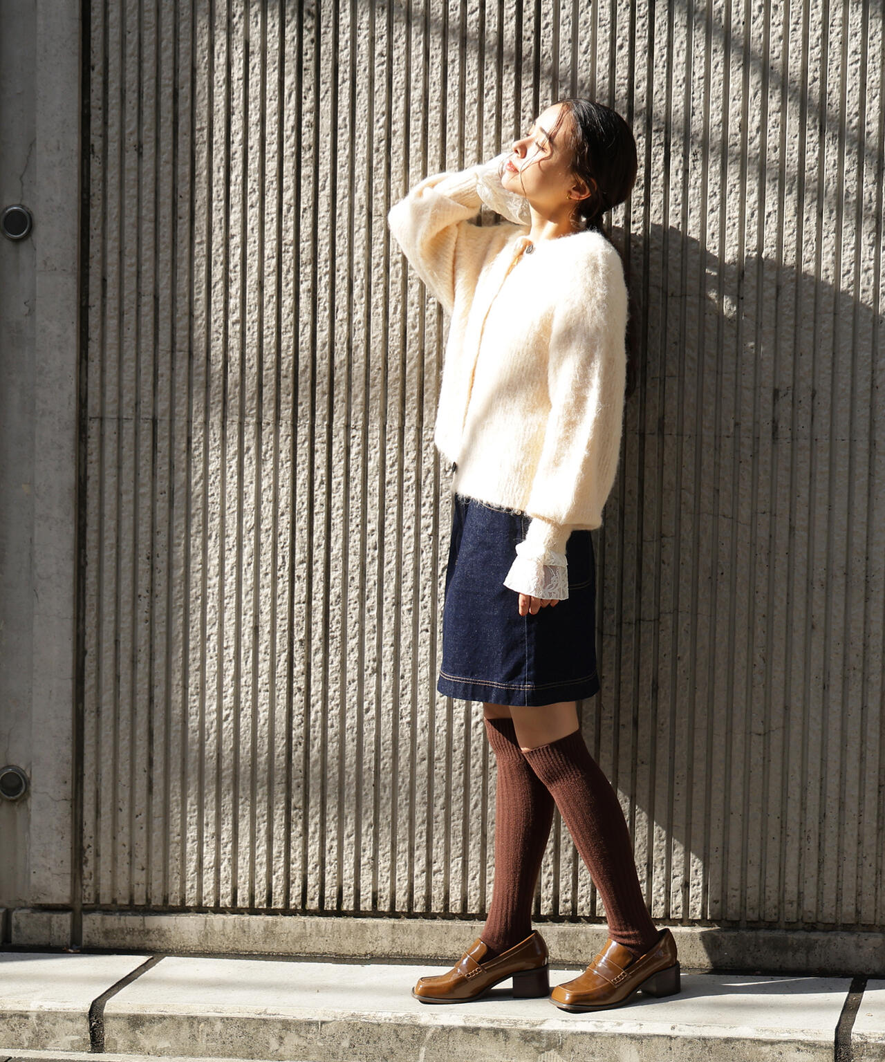 【岸本セシルさん着用】クルーネックフェザーカーディガン